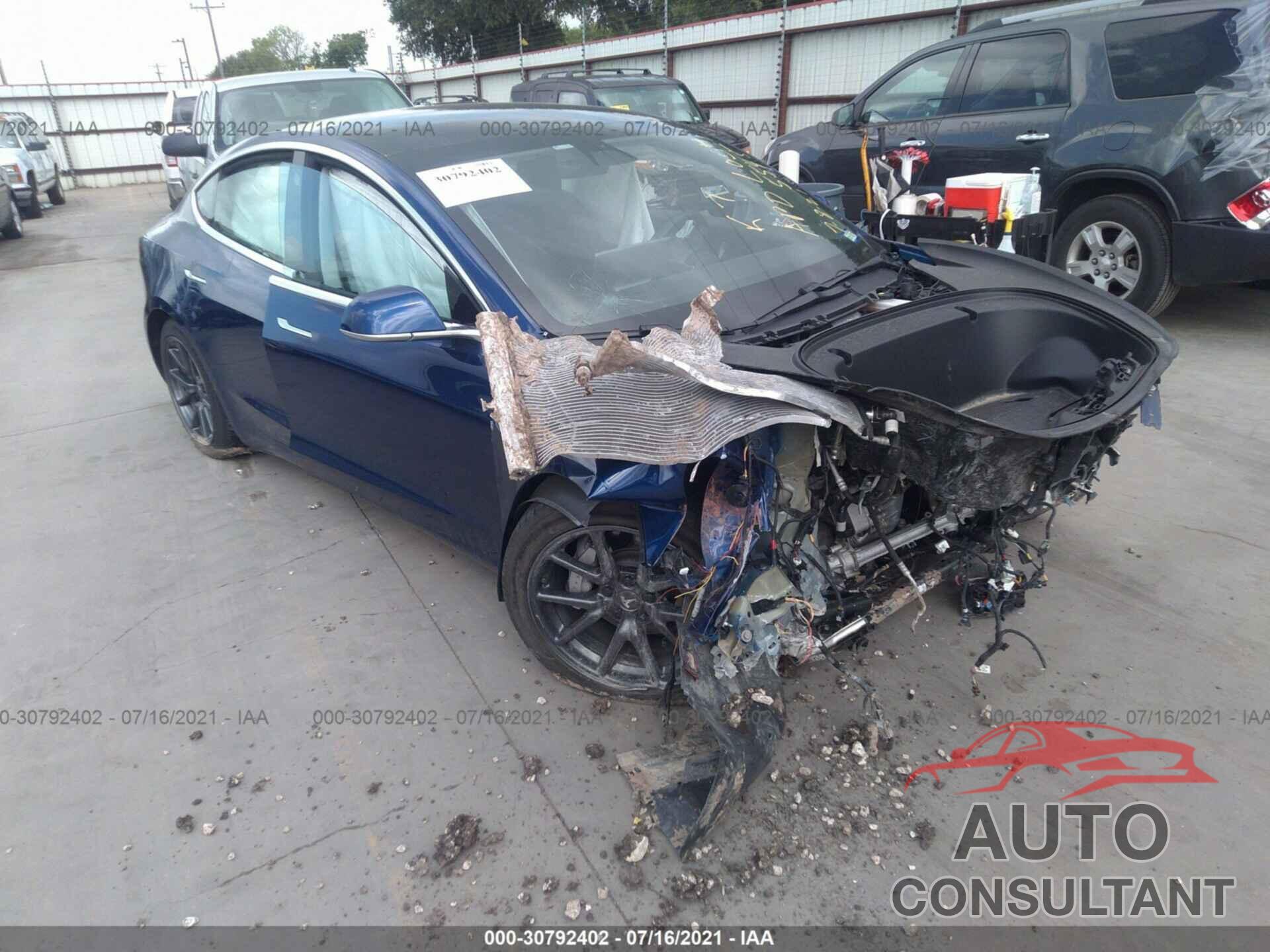 TESLA MODEL 3 2019 - 5YJ3E1EB7KF452708