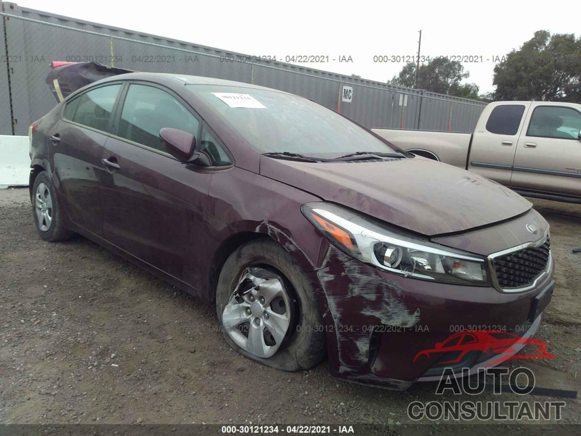 KIA FORTE 2018 - 3KPFK4A75JE266100
