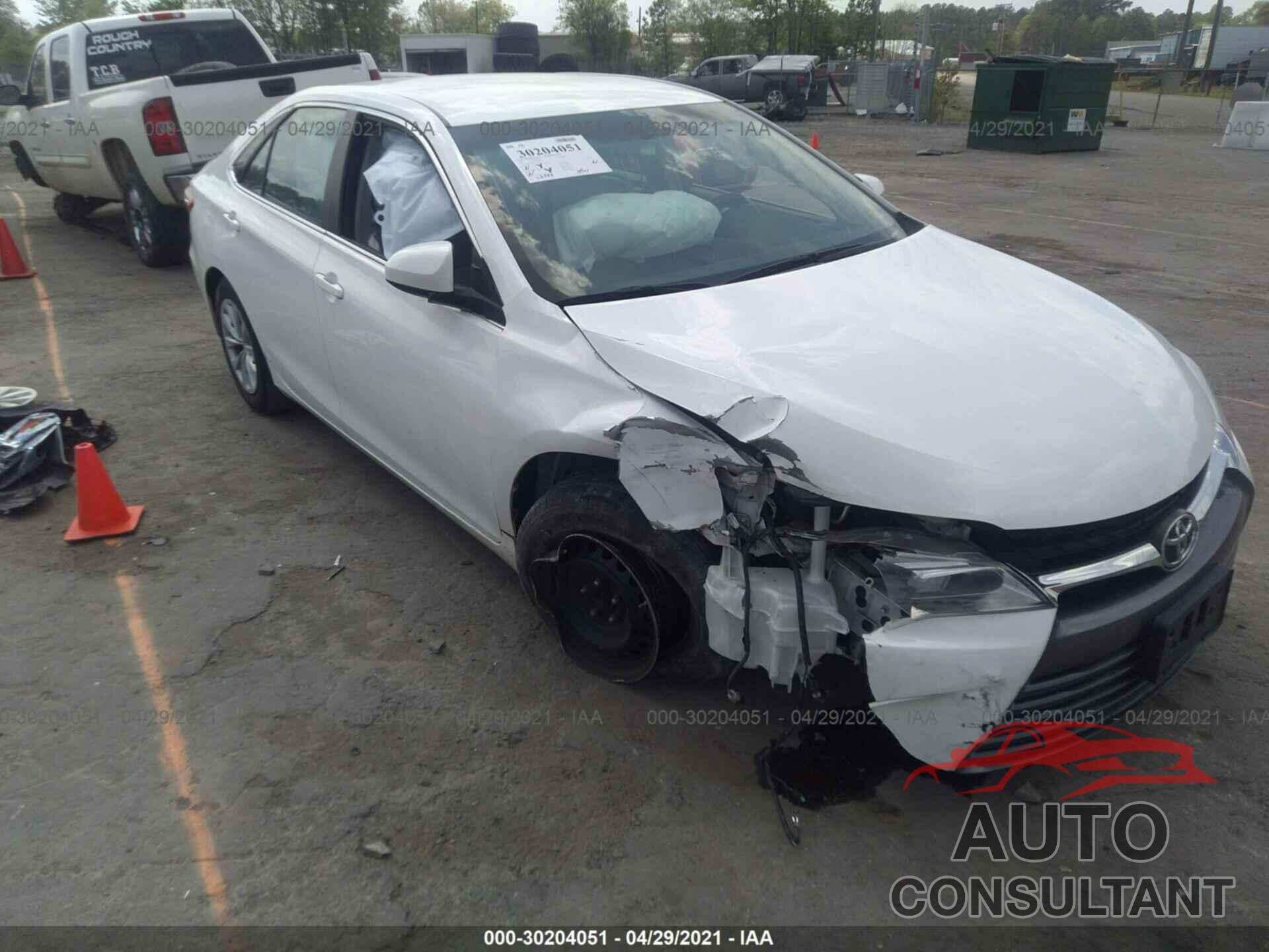 TOYOTA CAMRY 2016 - 4T4BF1FK2GR540332