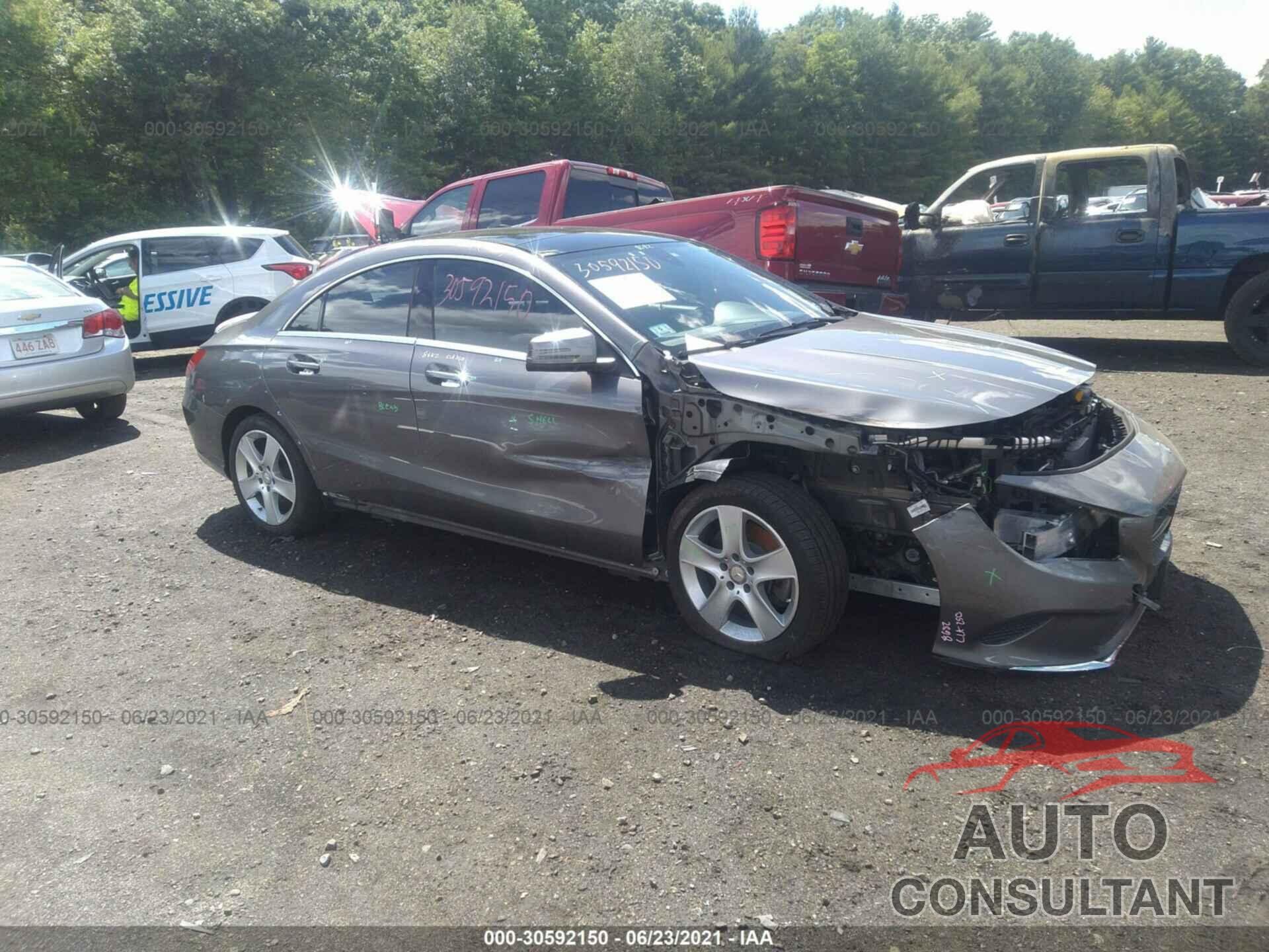 MERCEDES-BENZ CLA 2017 - WDDSJ4GB8HN399927