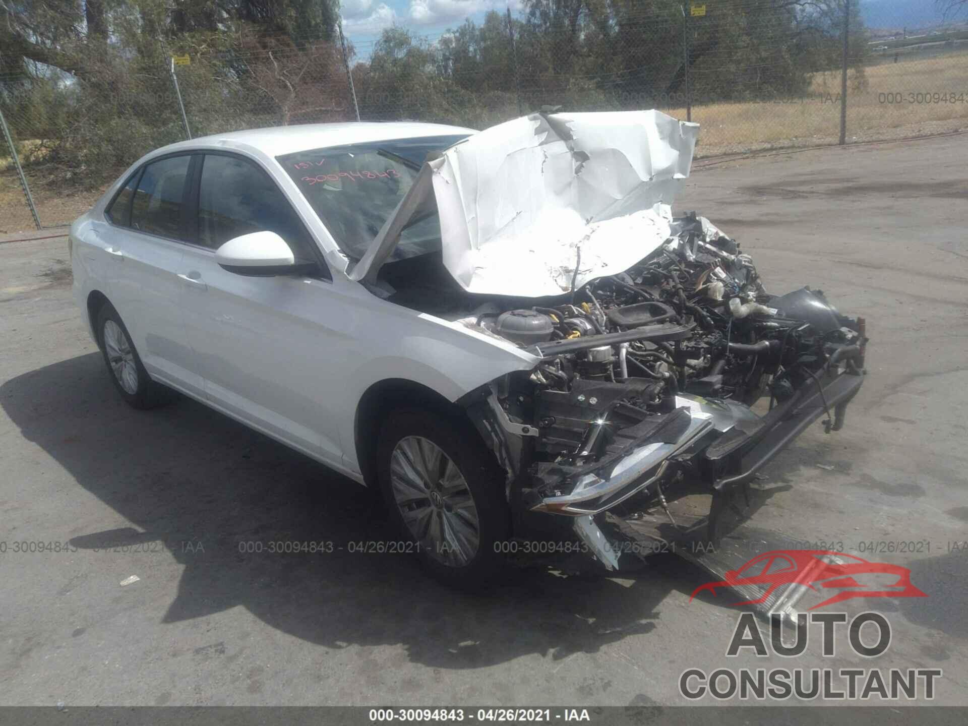 VOLKSWAGEN JETTA 2019 - 3VWC57BU4KM118654