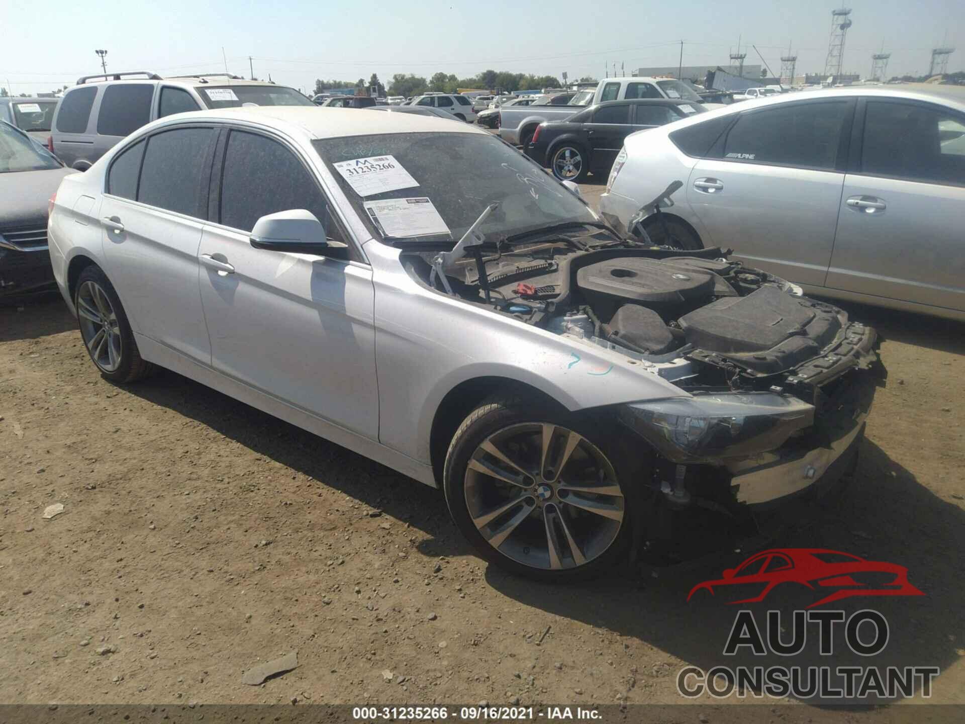 BMW 3 SERIES 2017 - WBA8B9G31HNU56568
