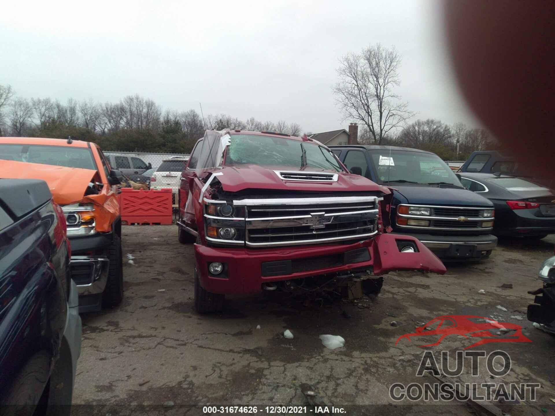 CHEVROLET SILVERADO 2500HD 2018 - 1GC1KXEY8JF228266