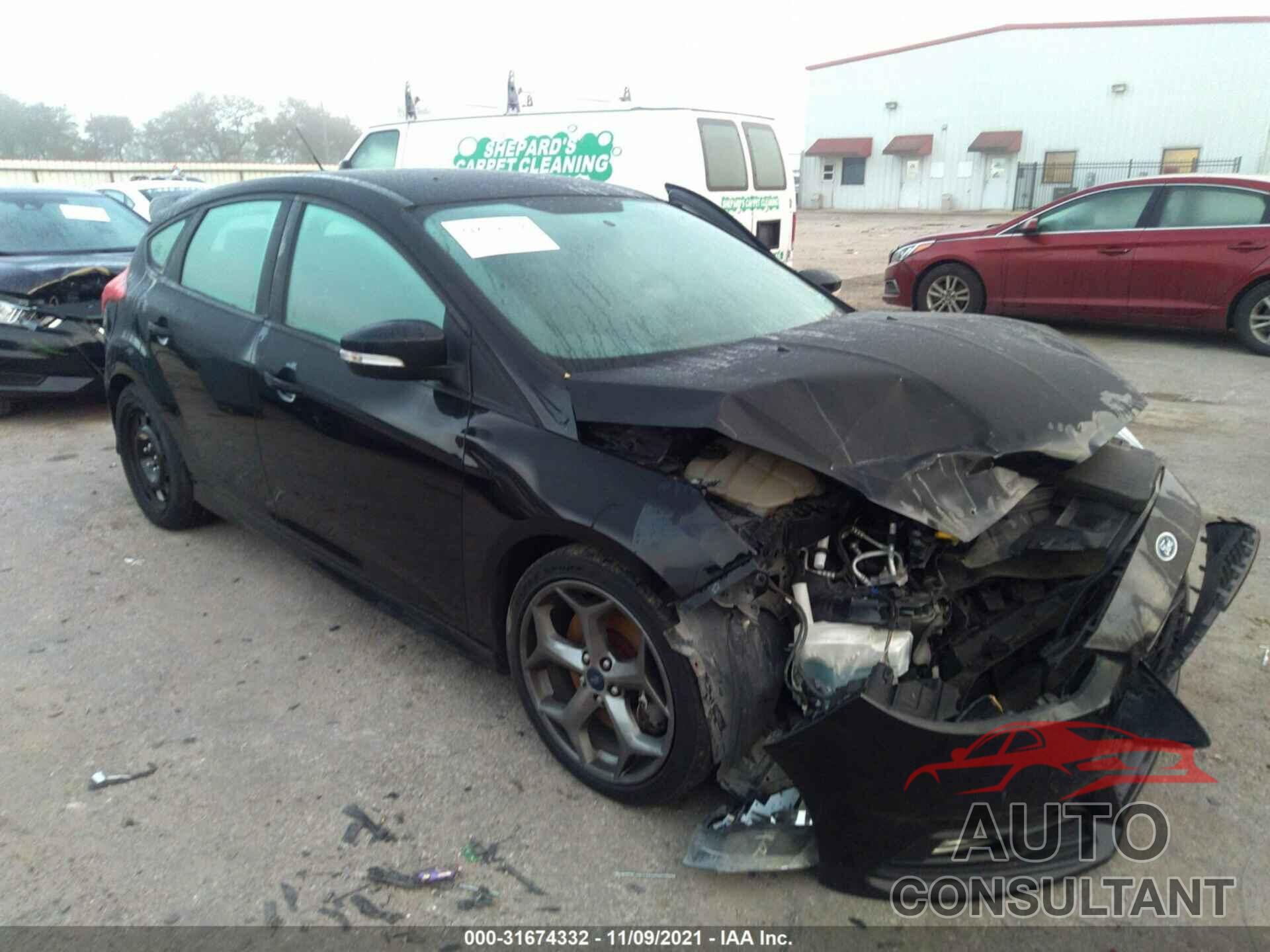 FORD FOCUS 2016 - 1FADP3L96GL368884