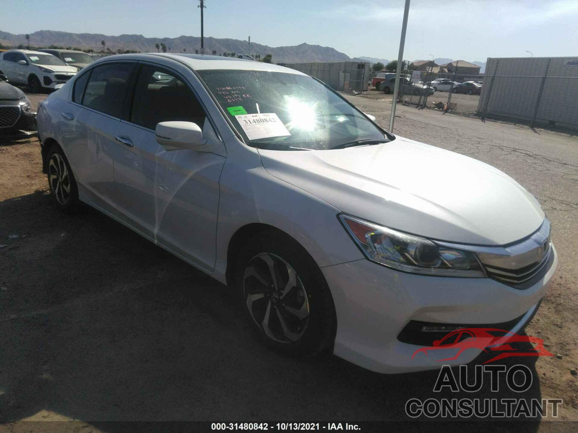HONDA ACCORD SEDAN 2016 - 1HGCR3F82GA028342