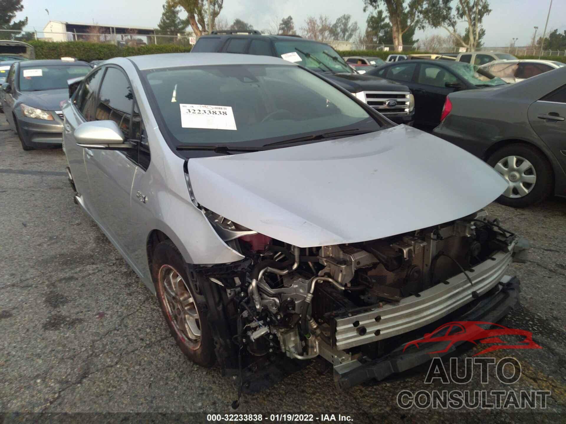 TOYOTA PRIUS PRIME 2018 - JTDKARFP8J3092098