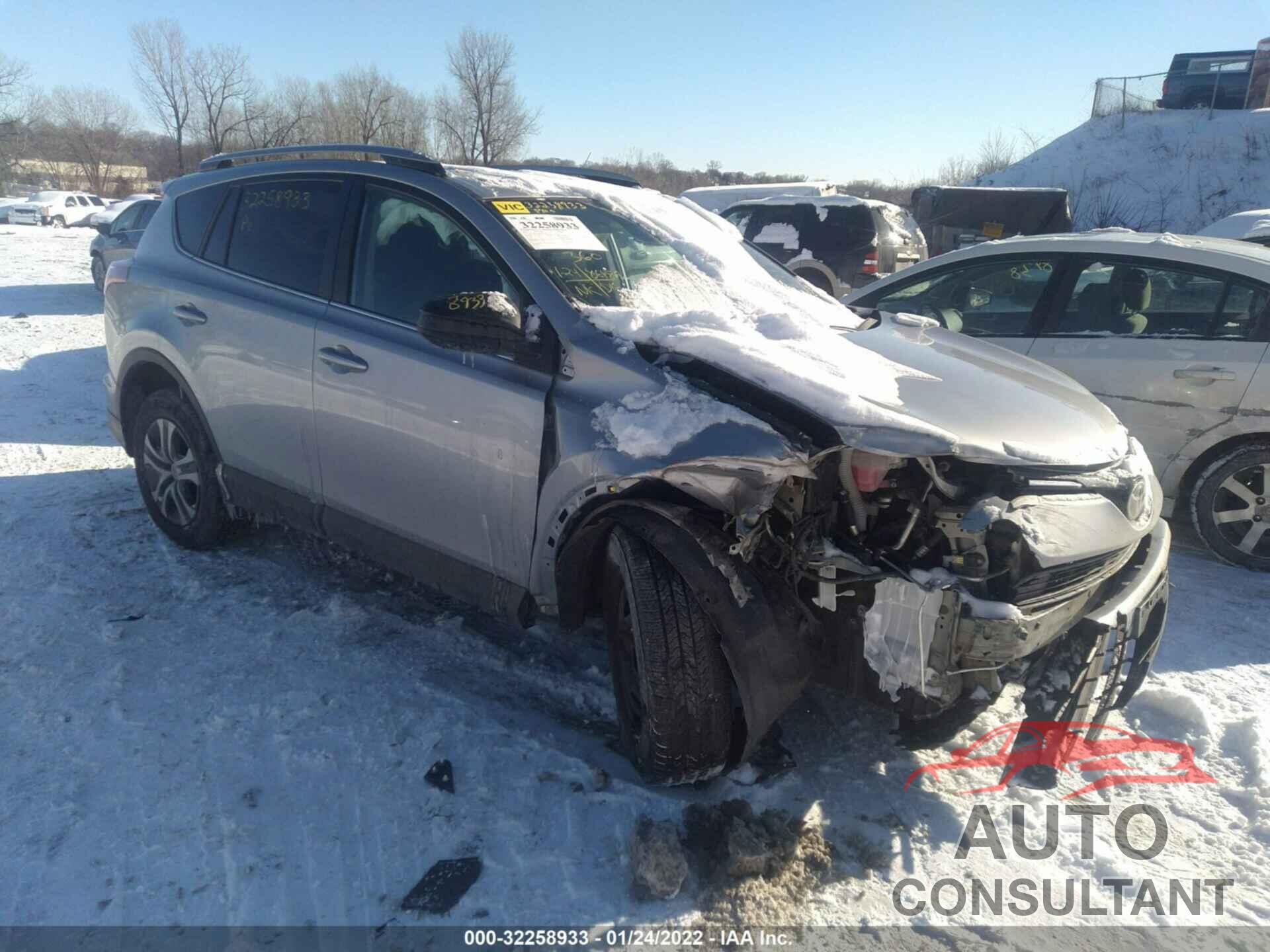 TOYOTA RAV4 2017 - 2T3BFREV1HW657719