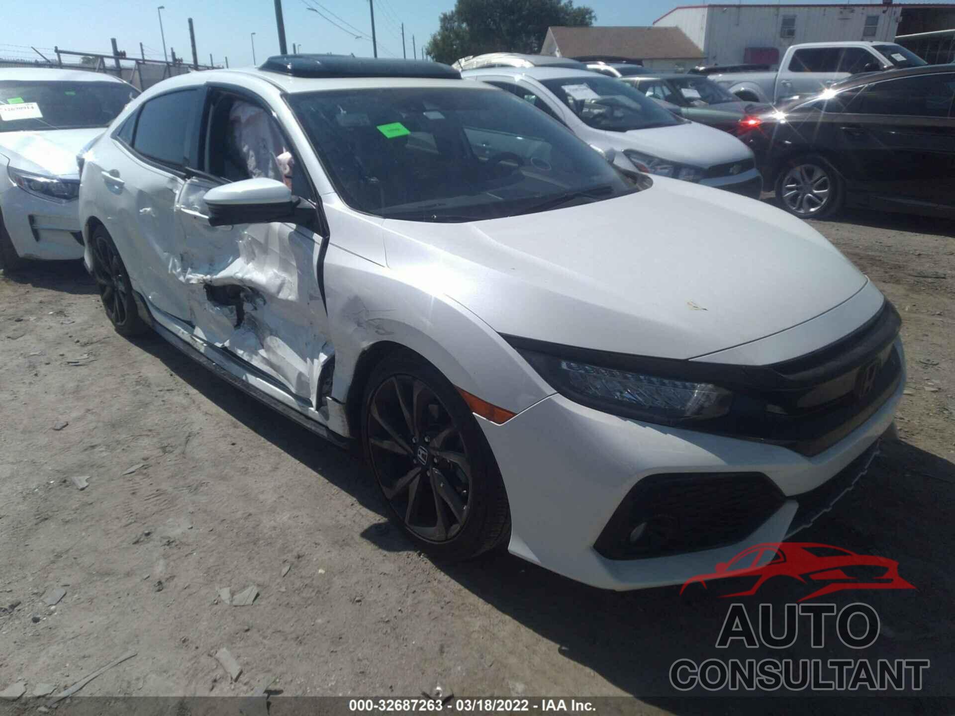 HONDA CIVIC HATCHBACK 2017 - SHHFK7H93HU222043