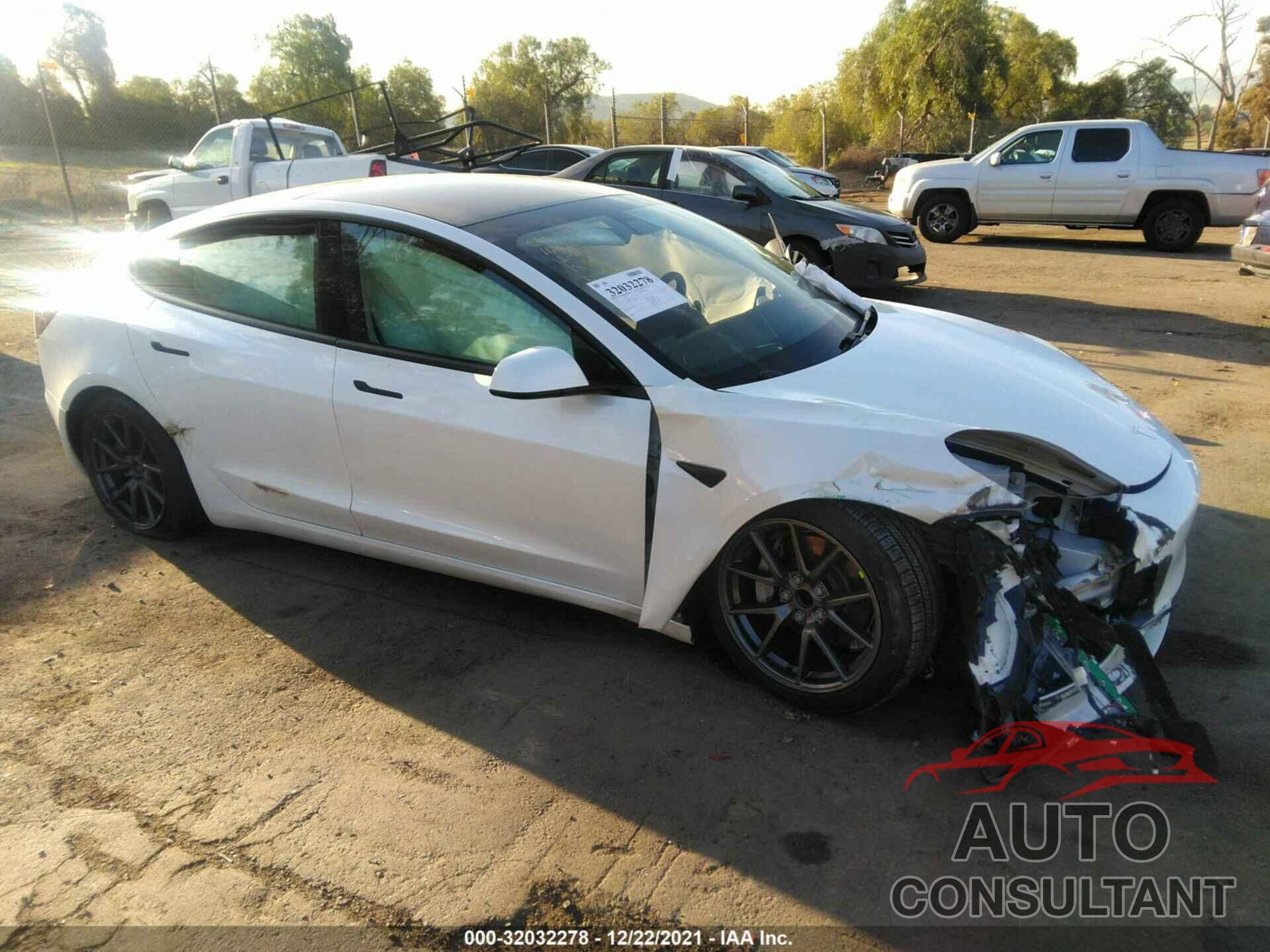 TESLA MODEL 3 2021 - 5YJ3E1EA2MF976956