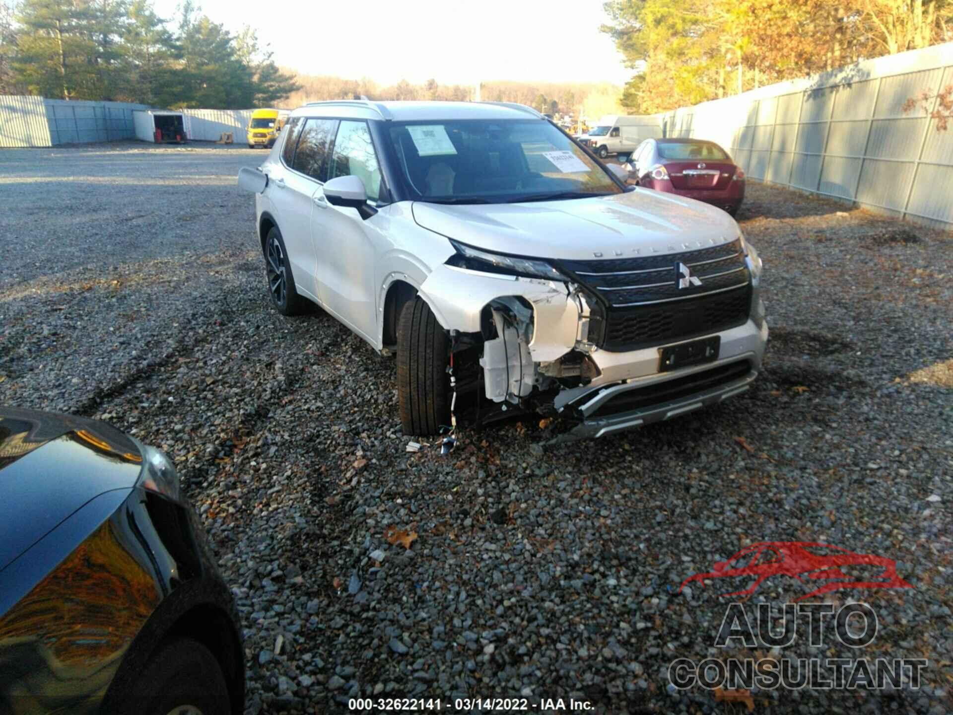 MITSUBISHI OUTLANDER 2022 - JA4J3VA81NZ027086