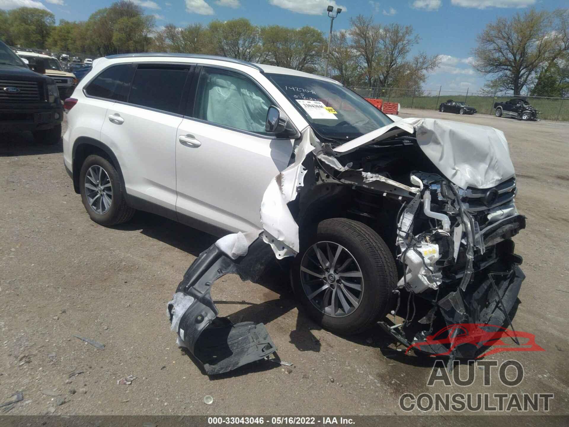 TOYOTA HIGHLANDER 2019 - 5TDJZRFH6KS578499