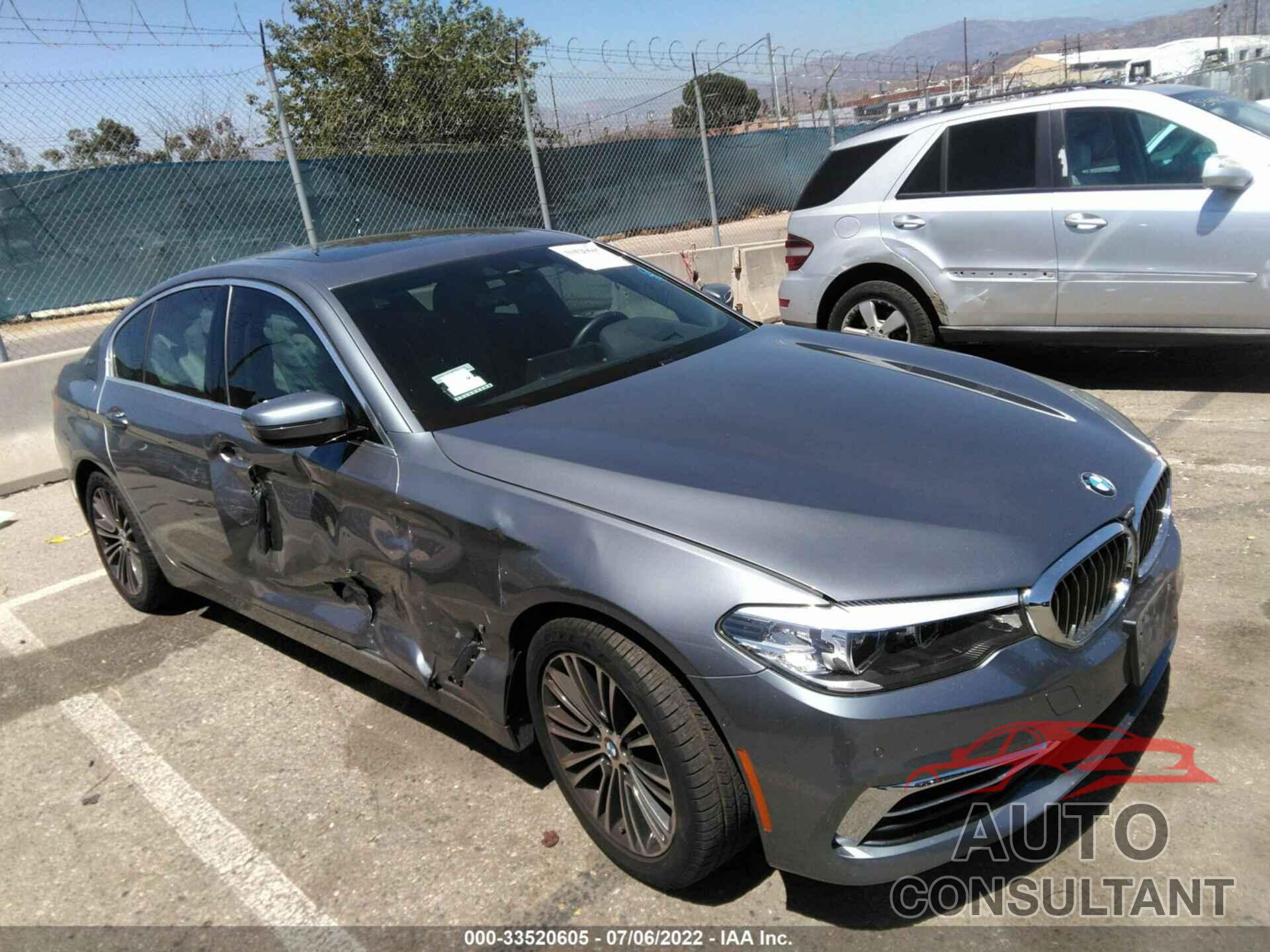 BMW 5 SERIES 2019 - WBAJA9C56KB253597