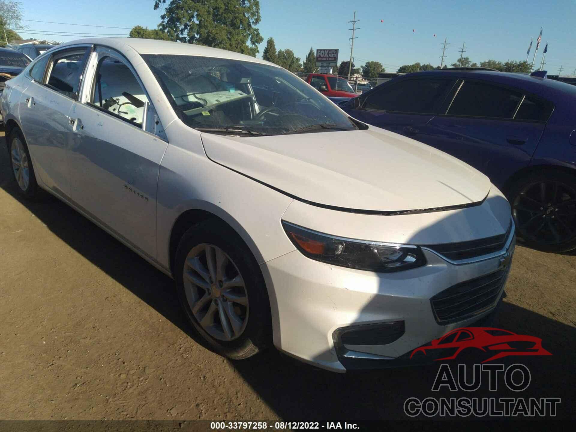 CHEVROLET MALIBU 2016 - 1G1ZE5ST3GF177221