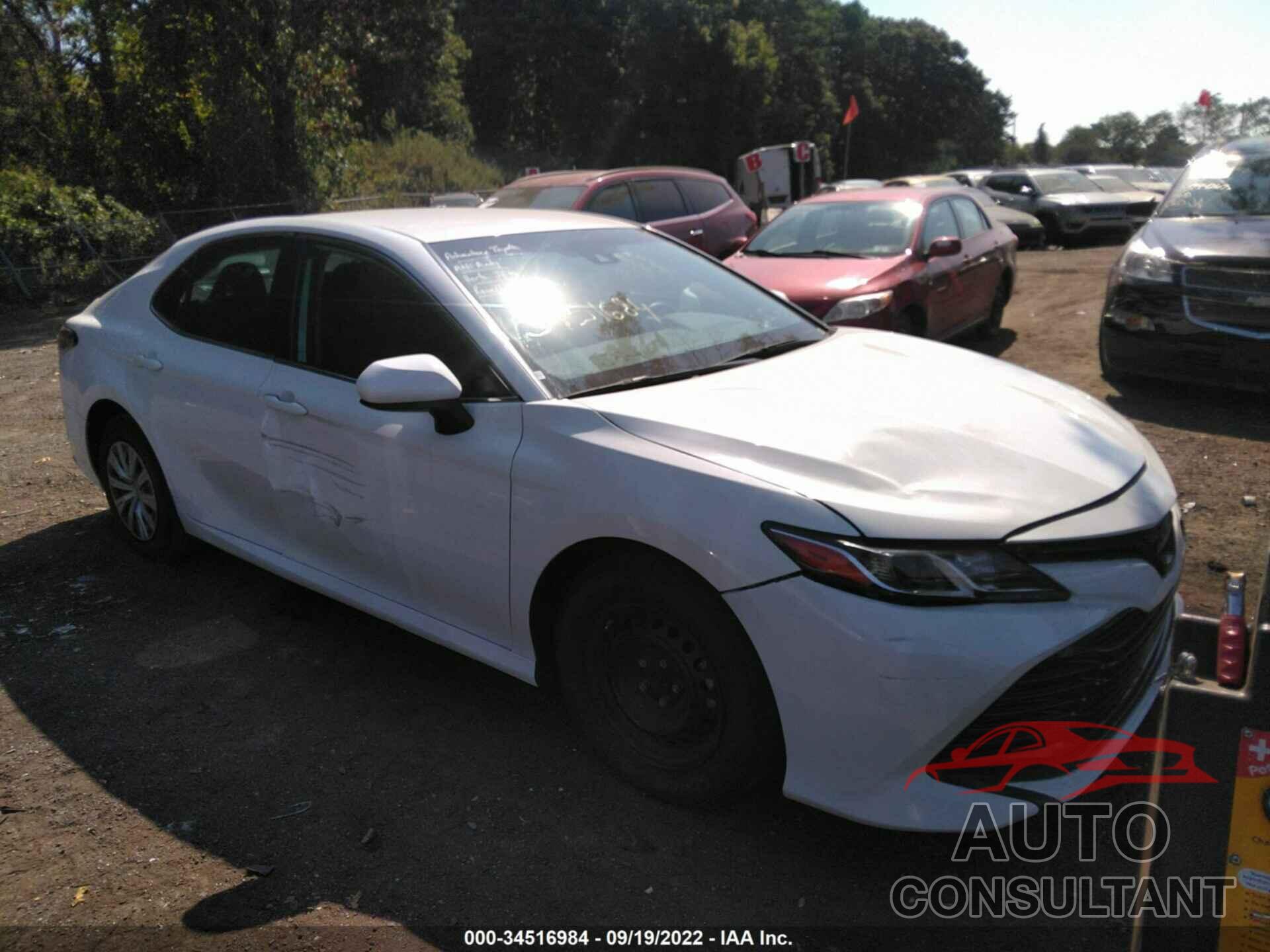 TOYOTA CAMRY 2018 - 4T1B11HK4JU595149
