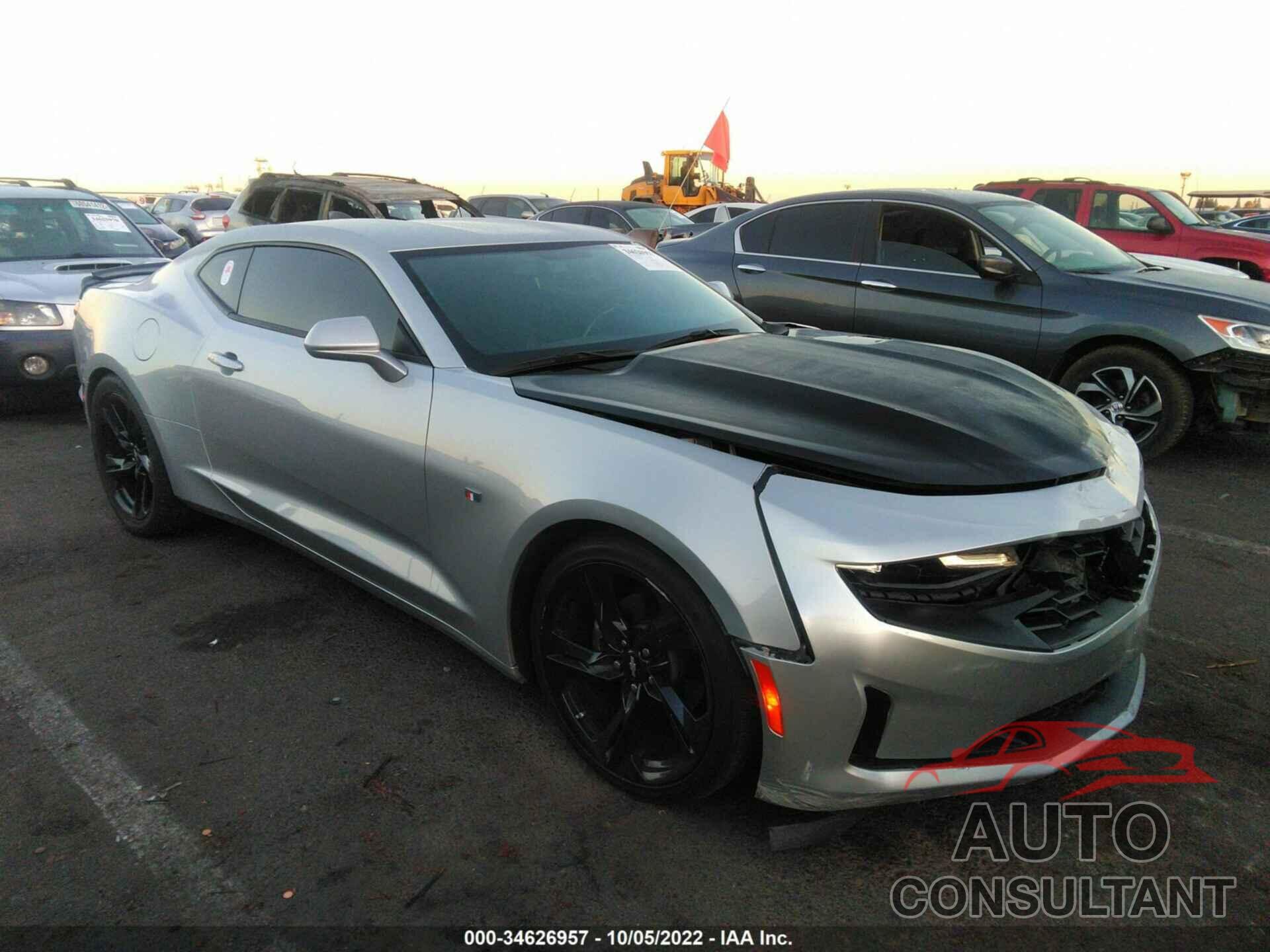 CHEVROLET CAMARO 2019 - 1G1FB1RX8K0125138