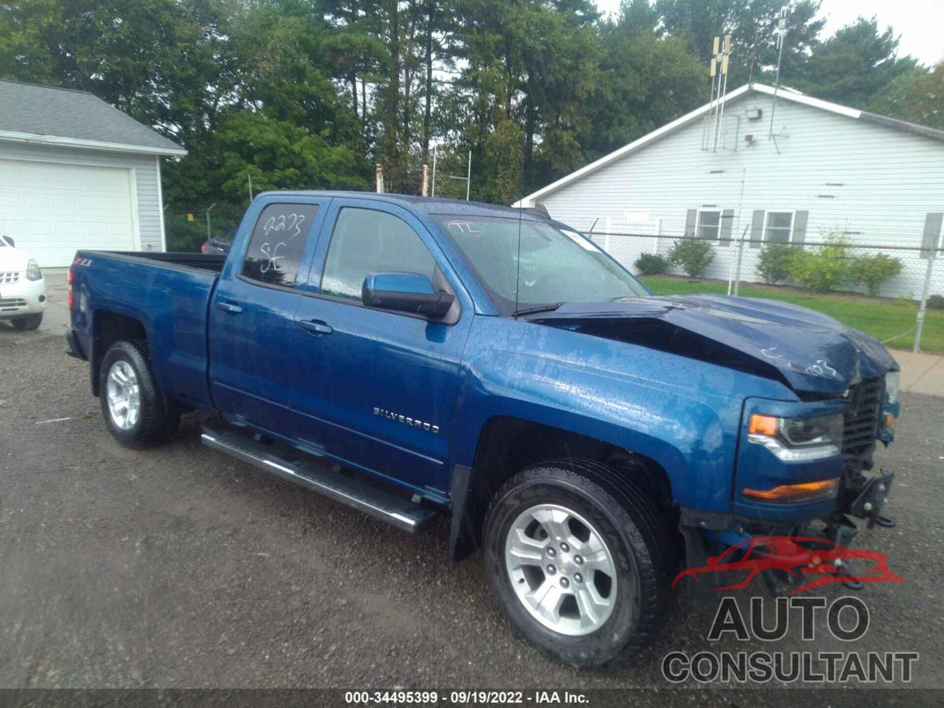 CHEVROLET SILVERADO 1500 2018 - 2GCVKREC8J1110002