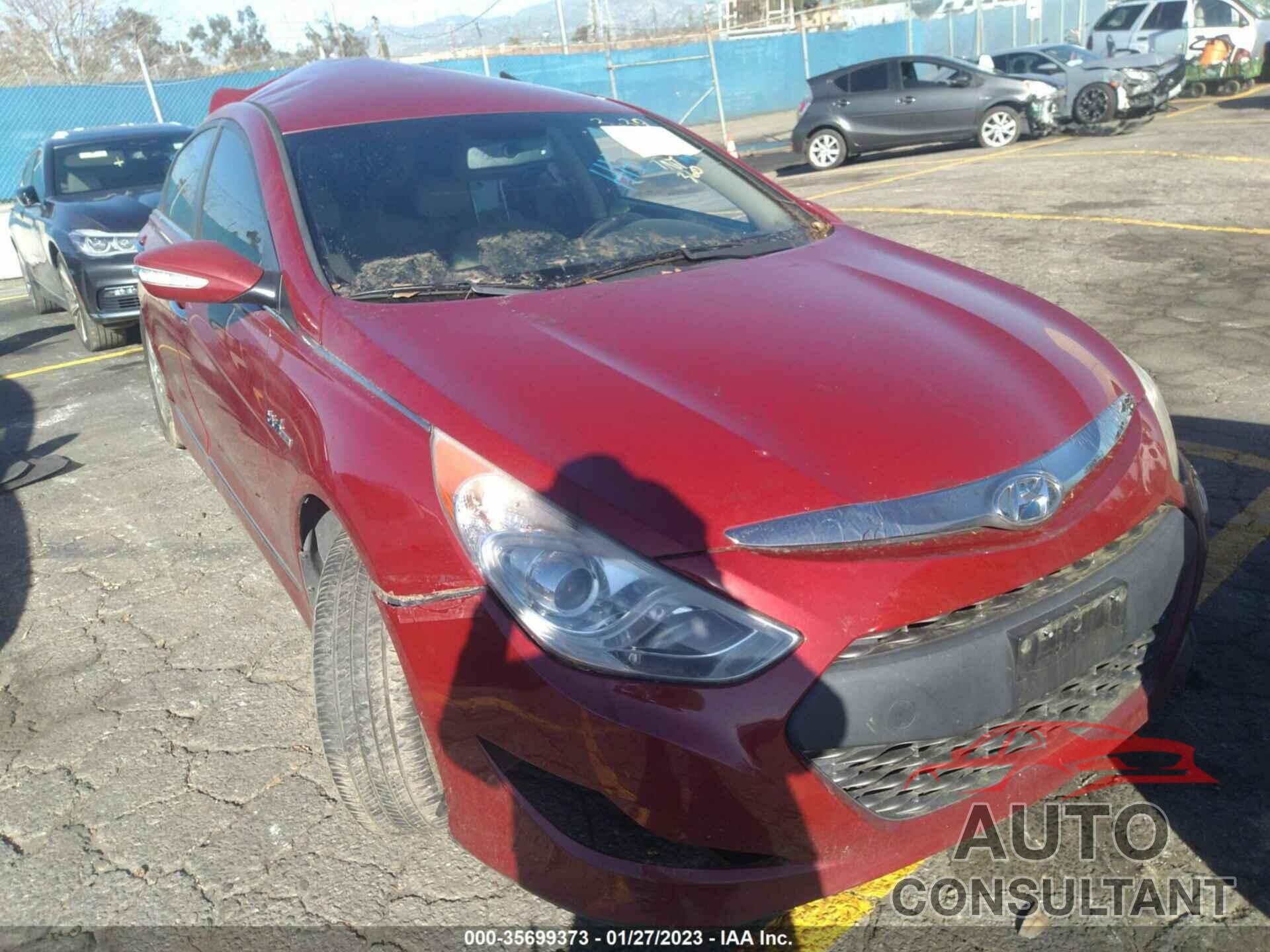 HYUNDAI SONATA HYBRID 2012 - KMHEC4A42CA055355