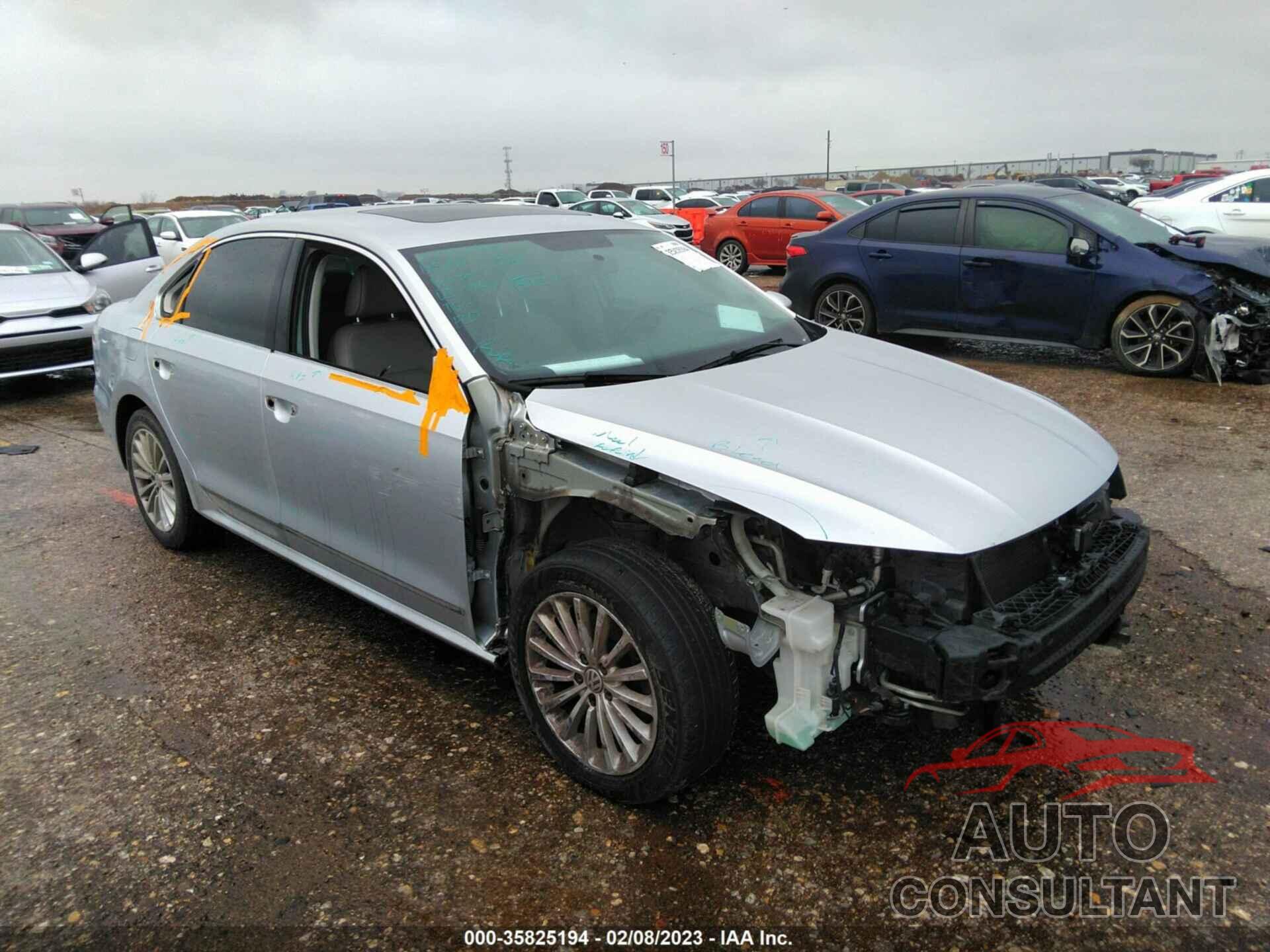 VOLKSWAGEN PASSAT 2017 - 1VWBT7A39HC053207