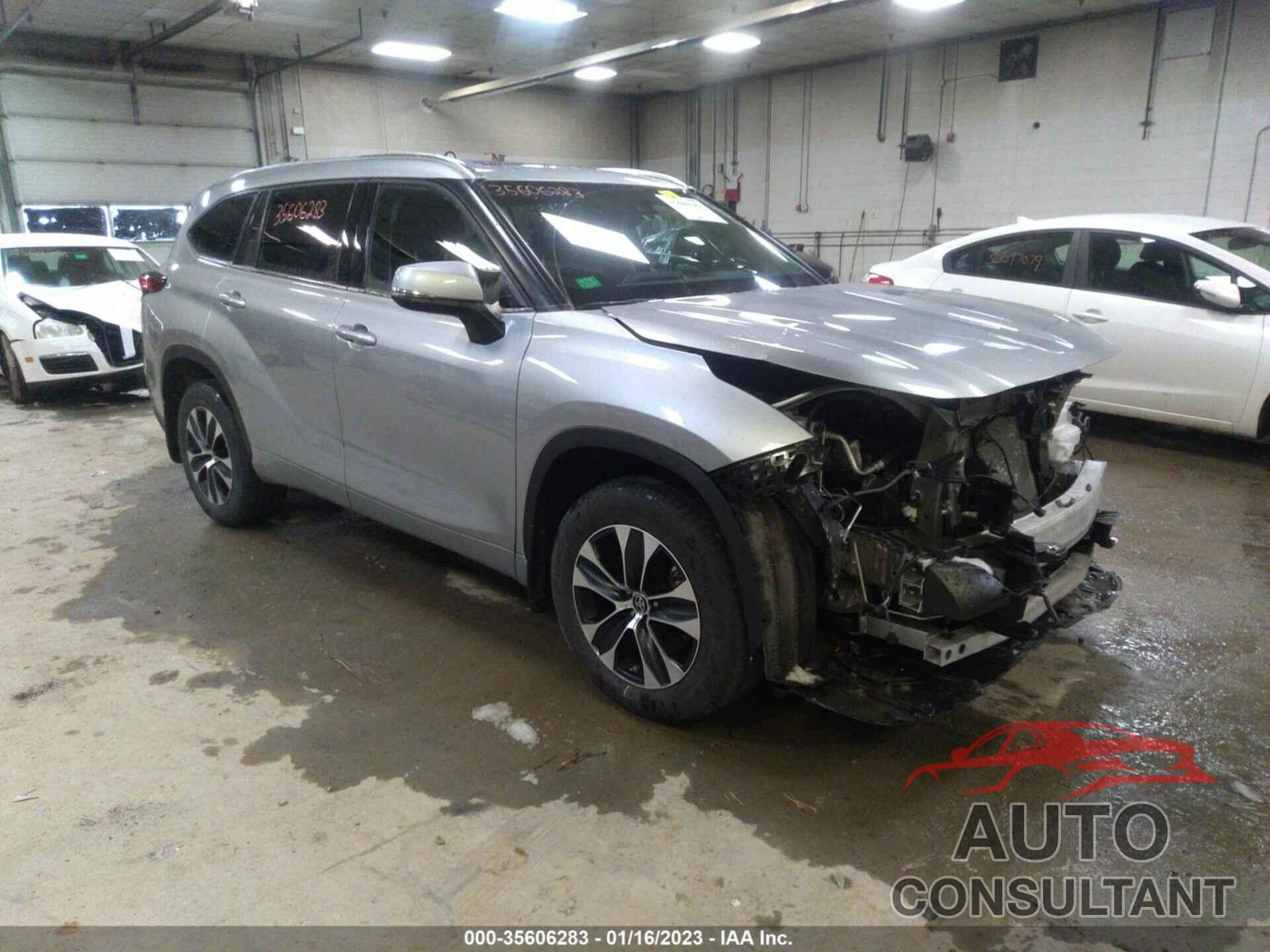 TOYOTA HIGHLANDER 2021 - 5TDGZRBHXMS113730