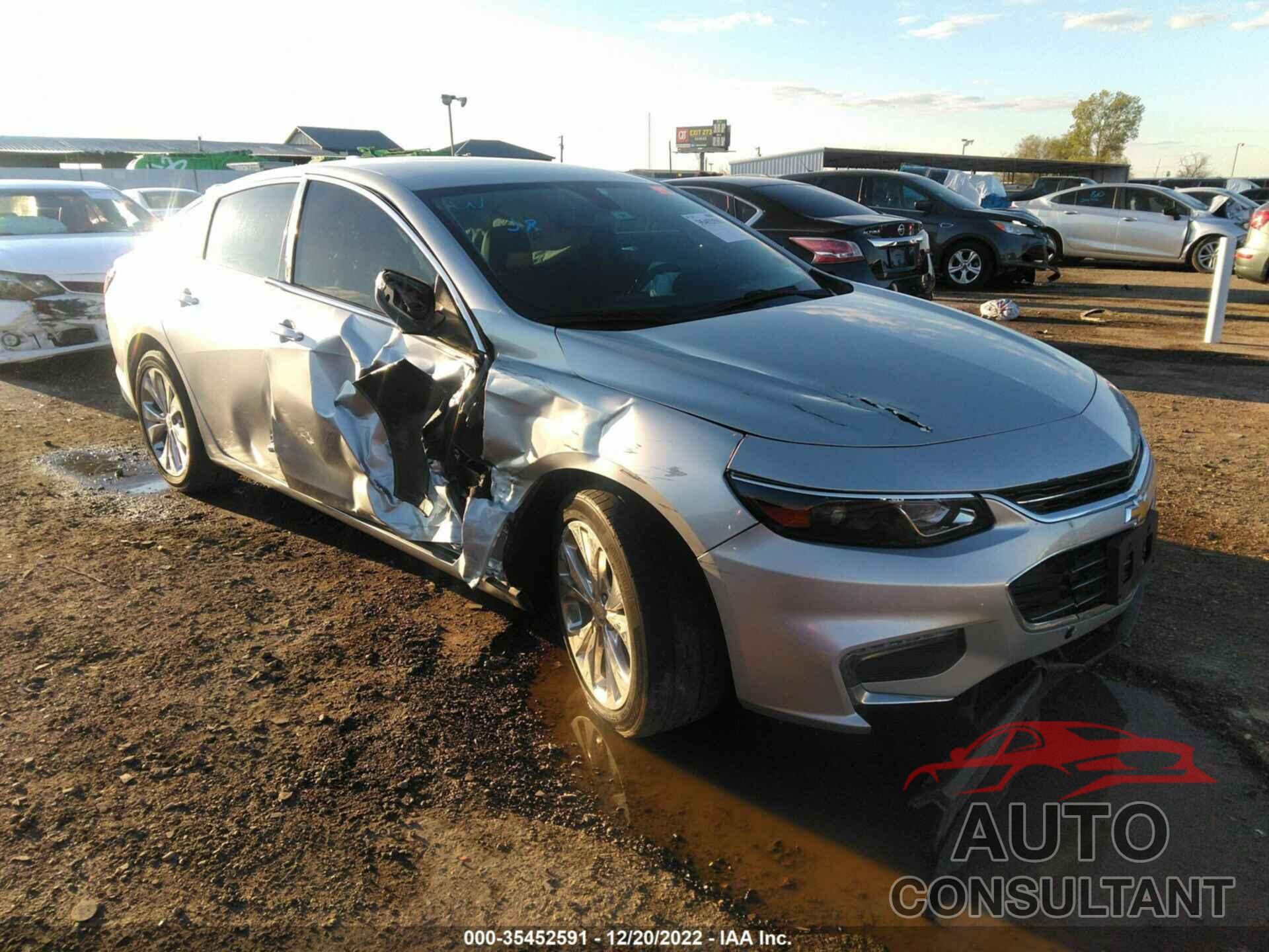 CHEVROLET MALIBU 2018 - 1G1ZE5SXXJF141536