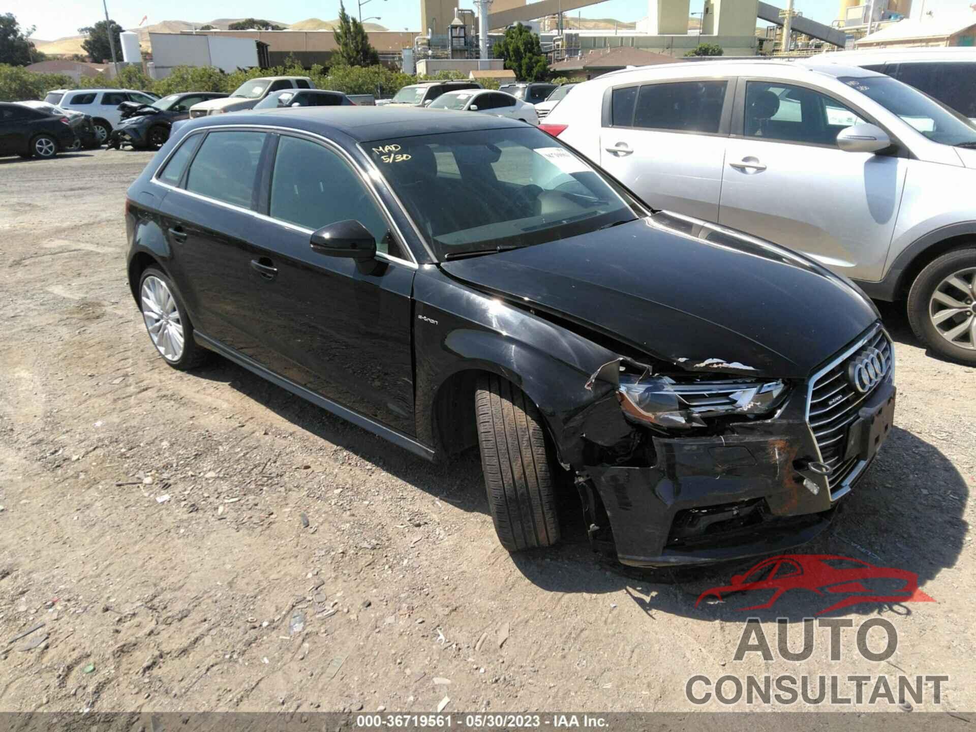 AUDI A3 SPORTBACK E-TRON 2017 - WAUTPBFF8HA044945