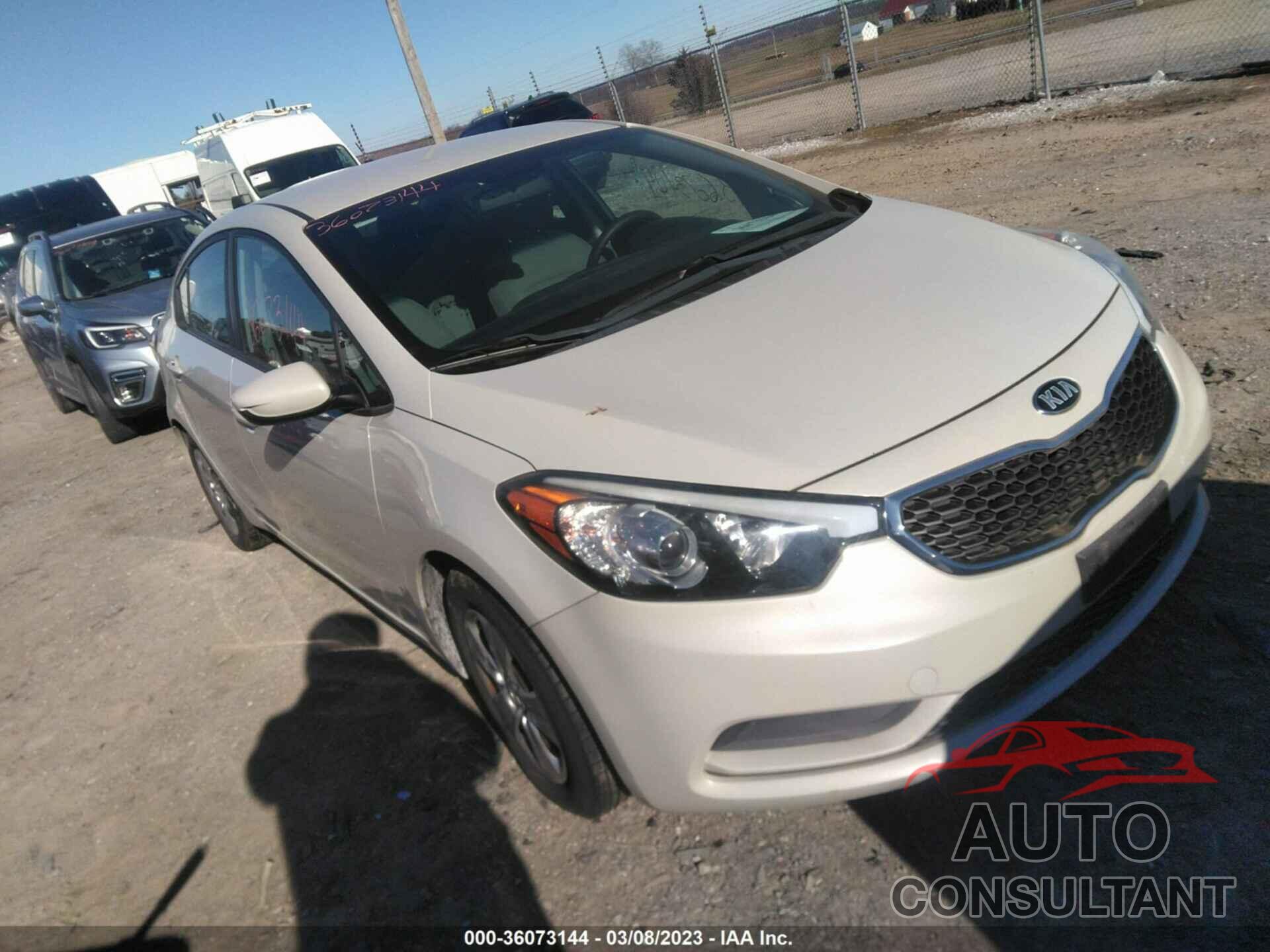 KIA FORTE 2015 - KNAFK4A67F5366738