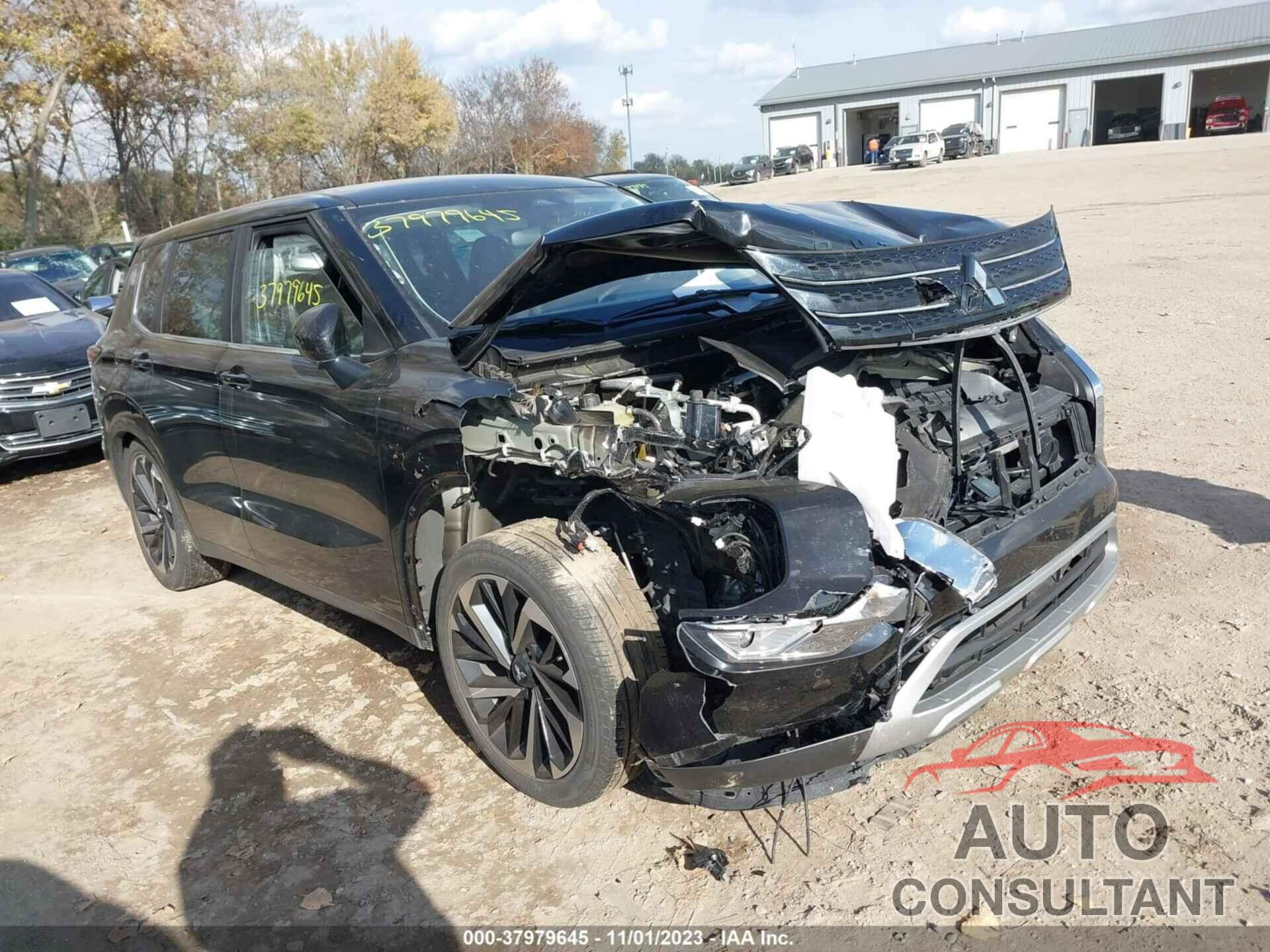 MITSUBISHI OUTLANDER 2023 - JA4J3UA89PZ011893