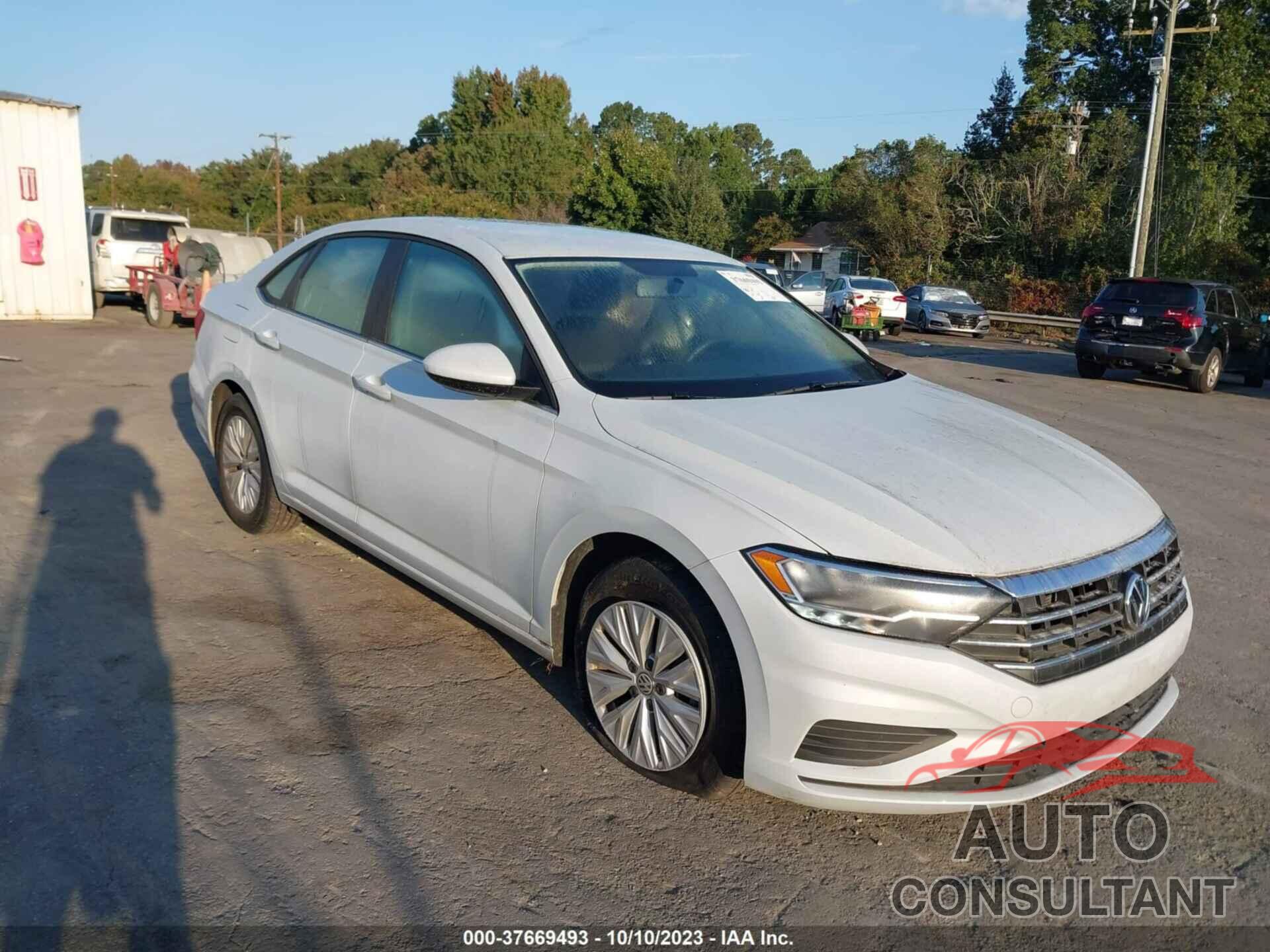 VOLKSWAGEN JETTA 2019 - 3VWC57BU2KM075271