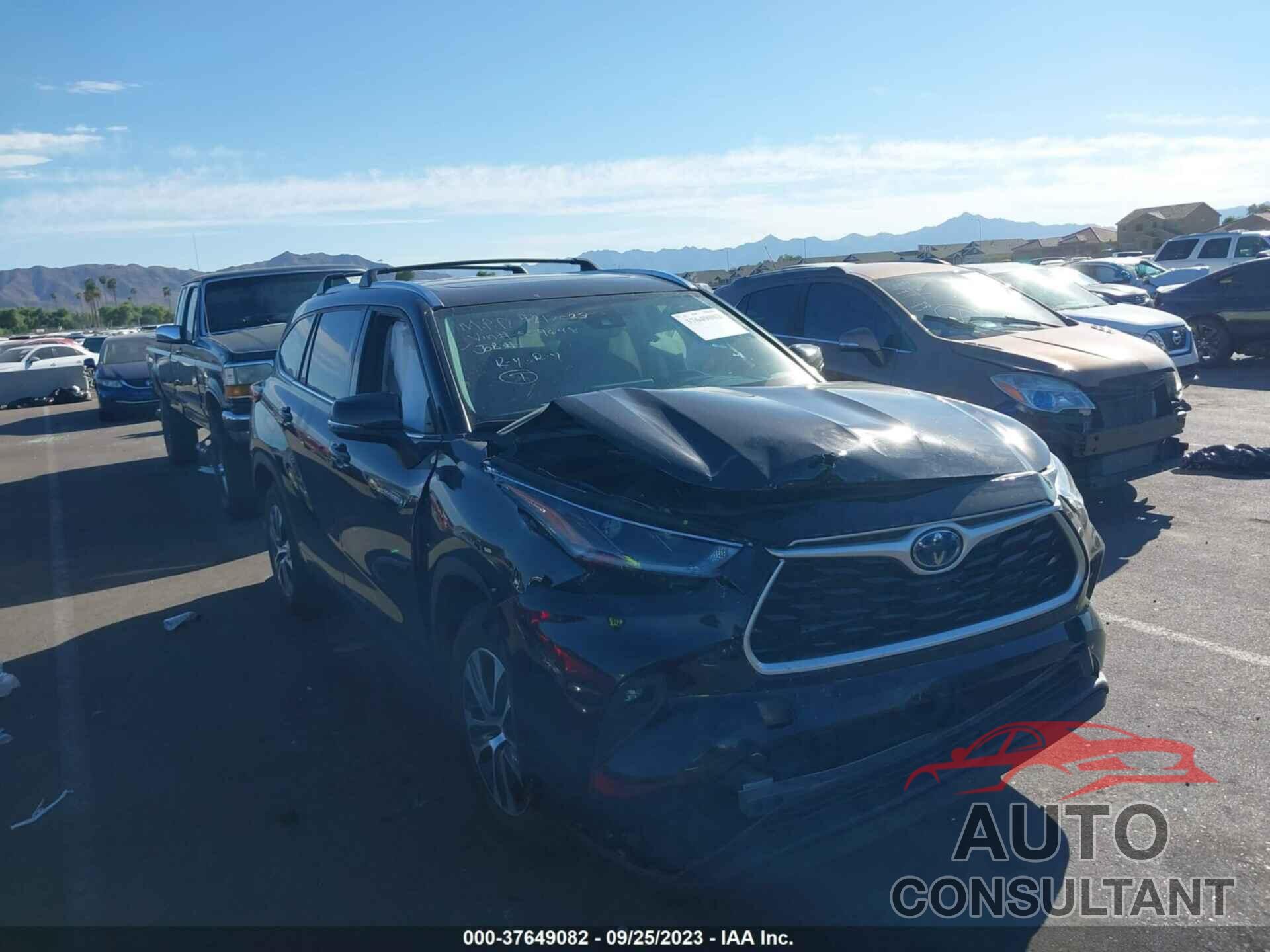 TOYOTA HIGHLANDER 2021 - 5TDGARAHXMS509648