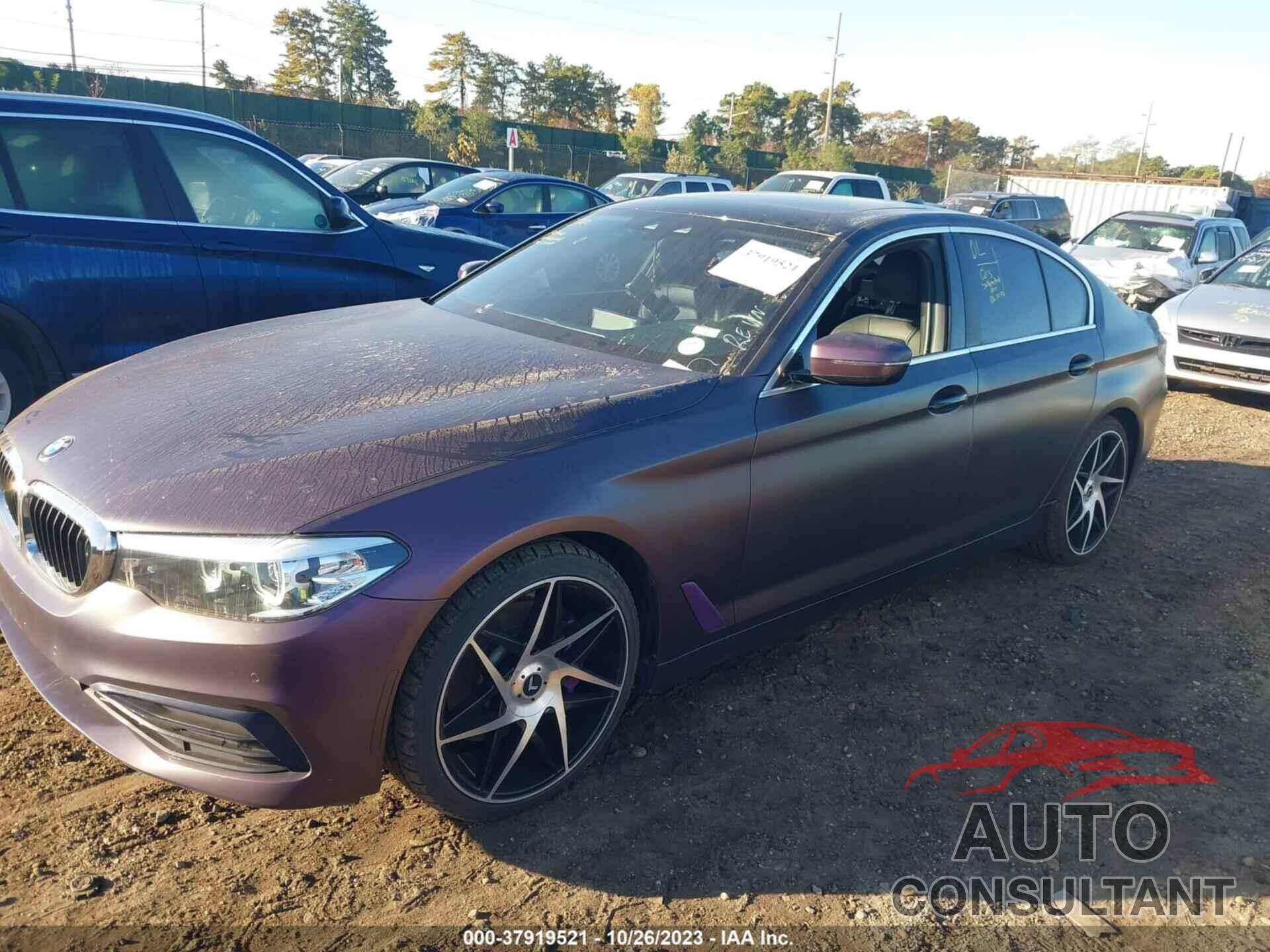 BMW 5 SERIES 2019 - WBAJA5C54KBX87416