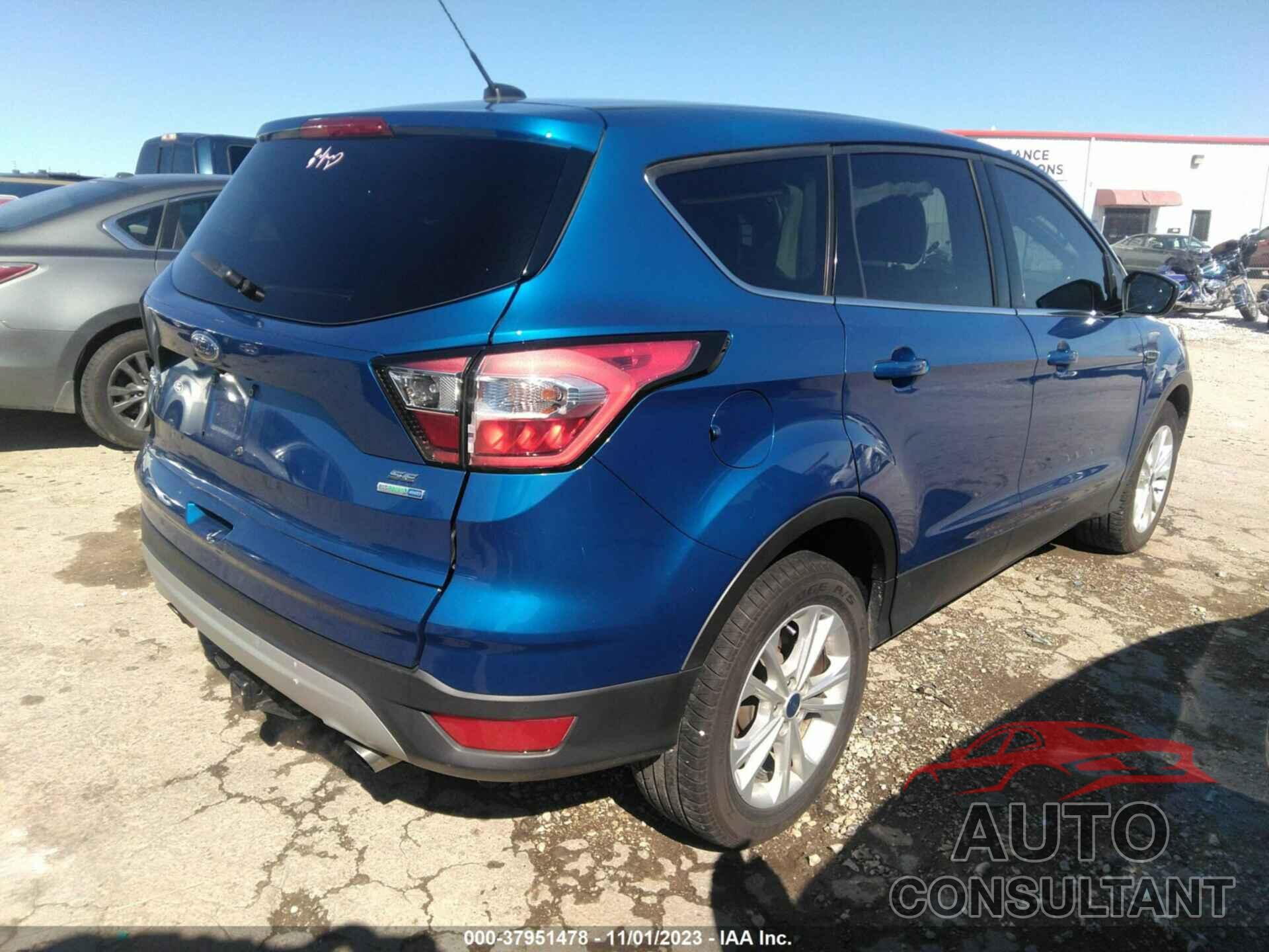 FORD ESCAPE 2017 - 1FMCU9G92HUC57445