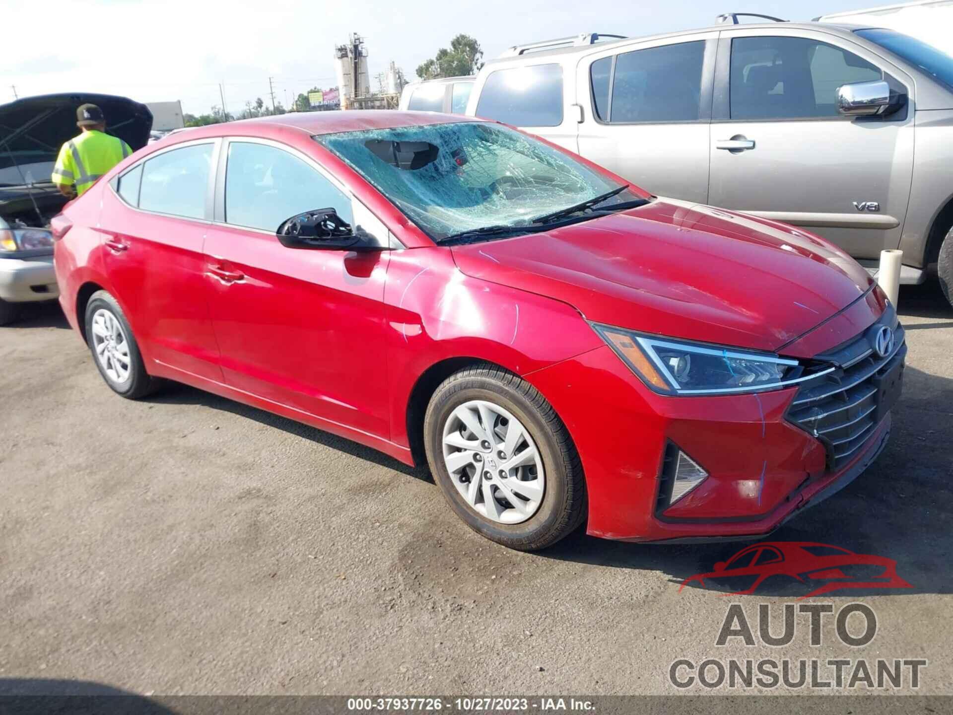 HYUNDAI ELANTRA 2019 - 5NPD74LF0KH412381