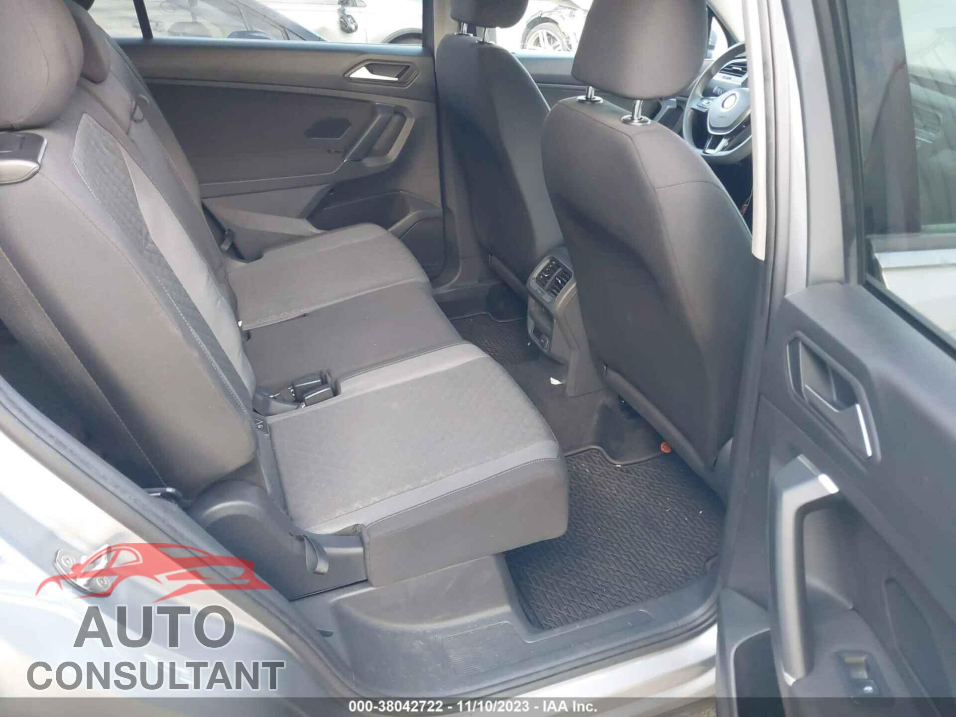 VOLKSWAGEN TIGUAN 2020 - 3VV1B7AX8LM083473