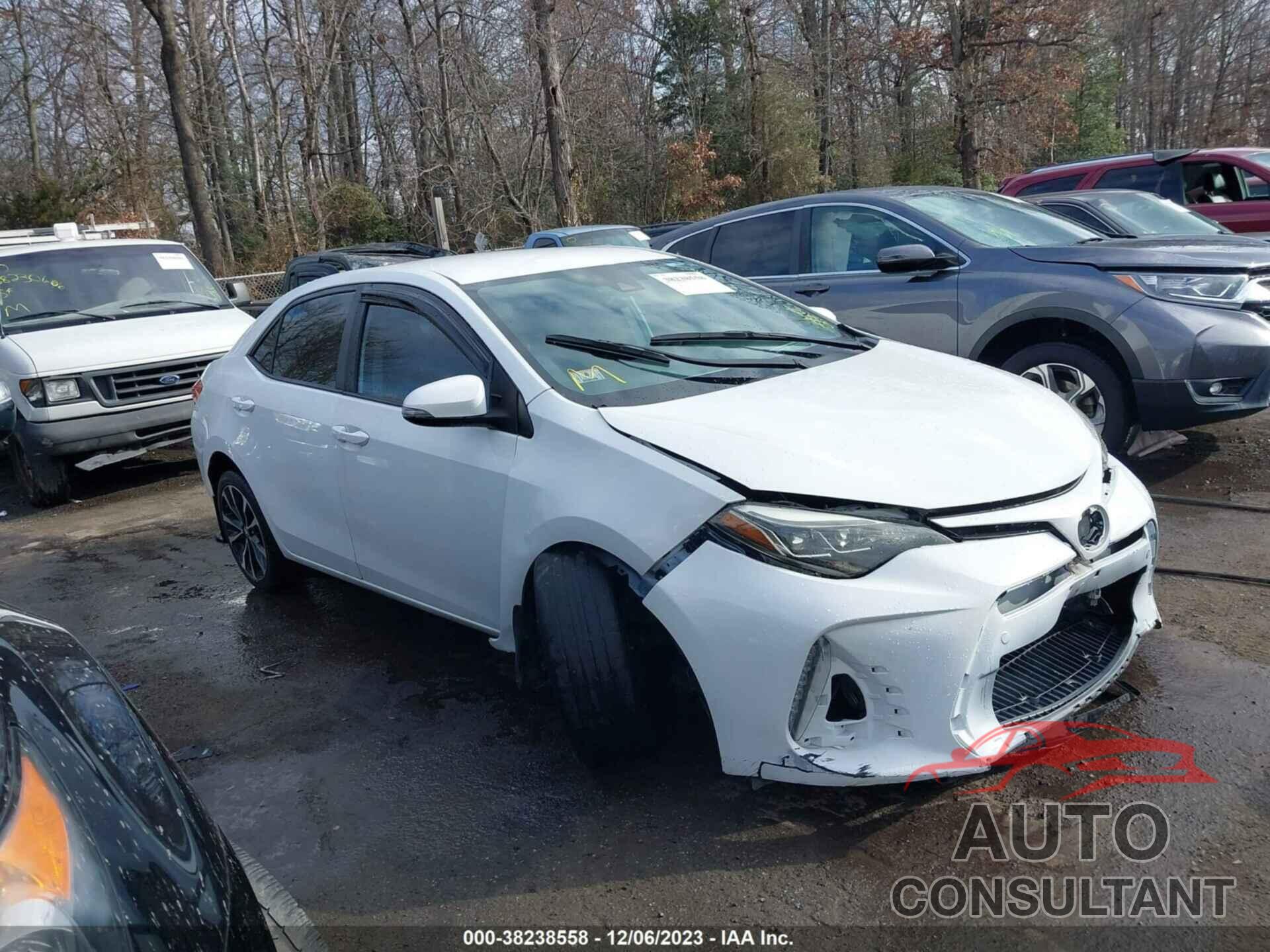 TOYOTA COROLLA 2018 - 2T1BURHE0JC065293