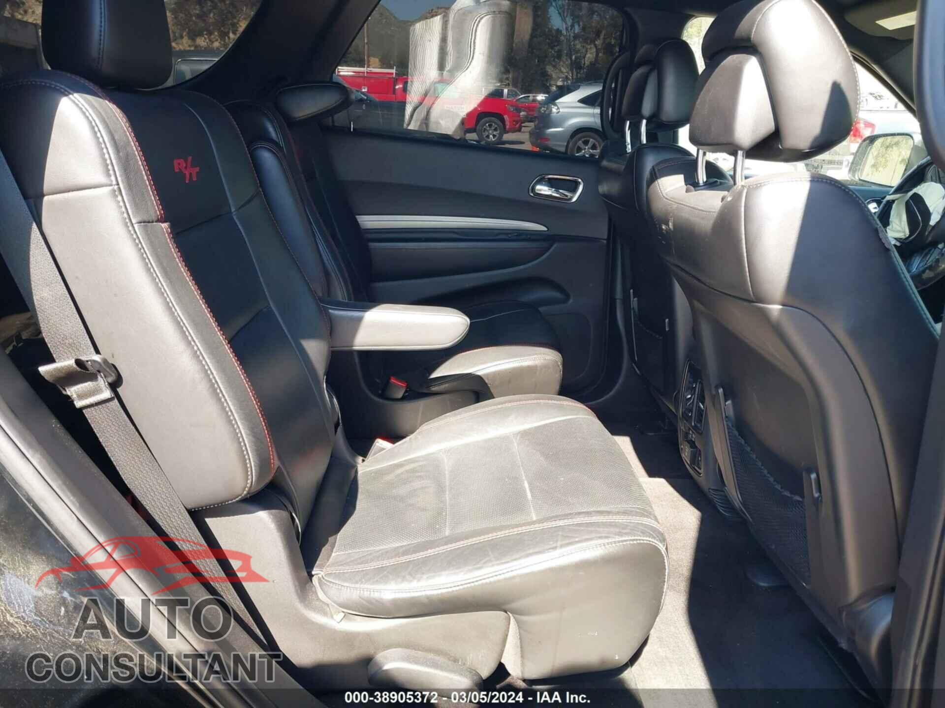 DODGE DURANGO 2018 - 1C4SDHCT2JC186576