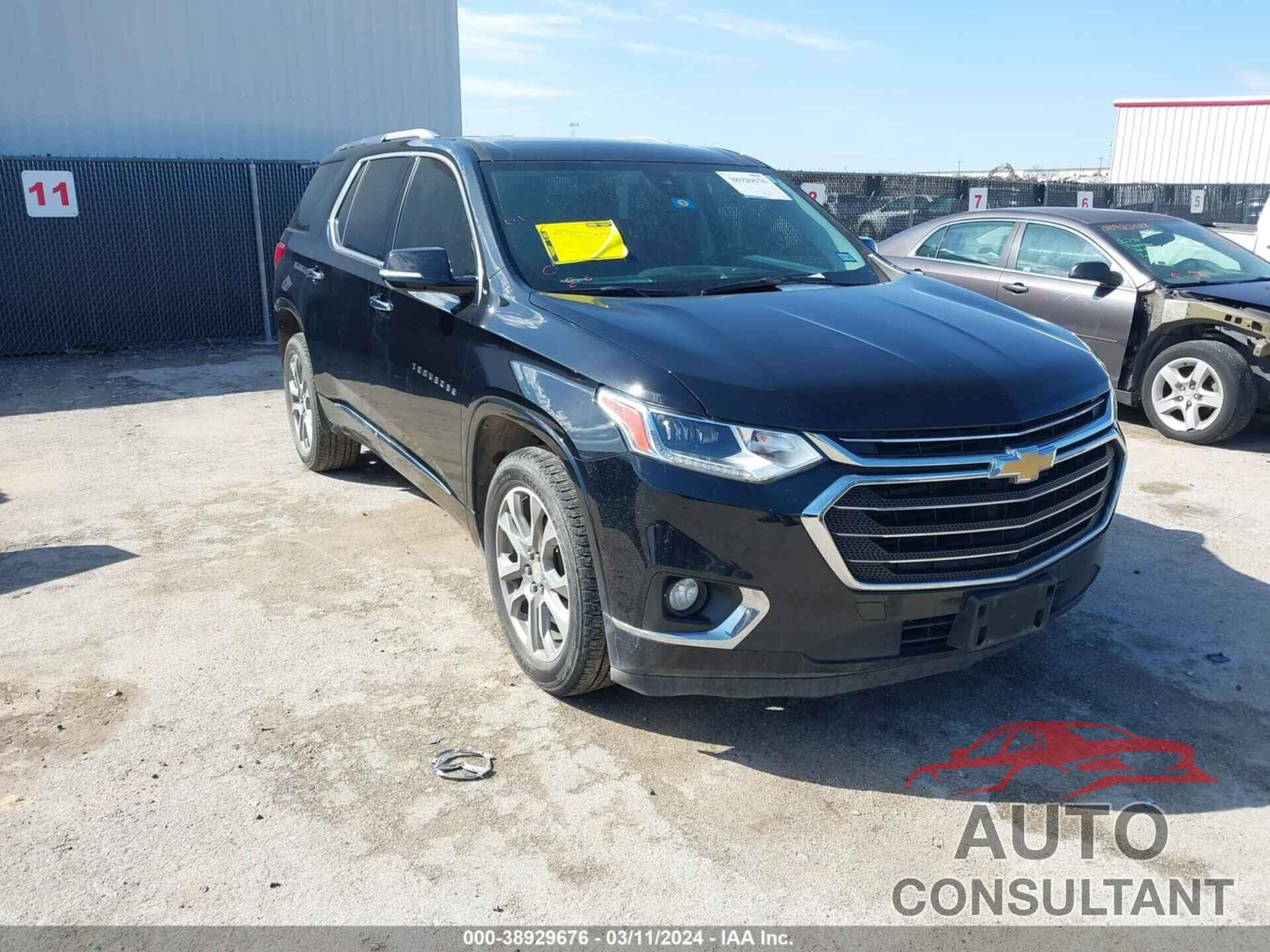 CHEVROLET TRAVERSE 2018 - 1GNERKKW5JJ186131