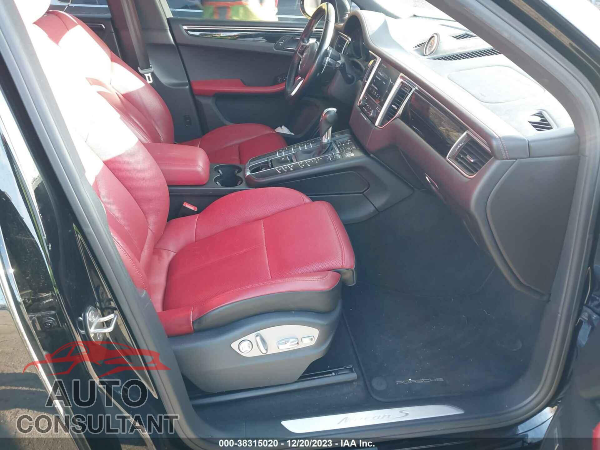 PORSCHE MACAN 2017 - WP1AB2A52HLB13705