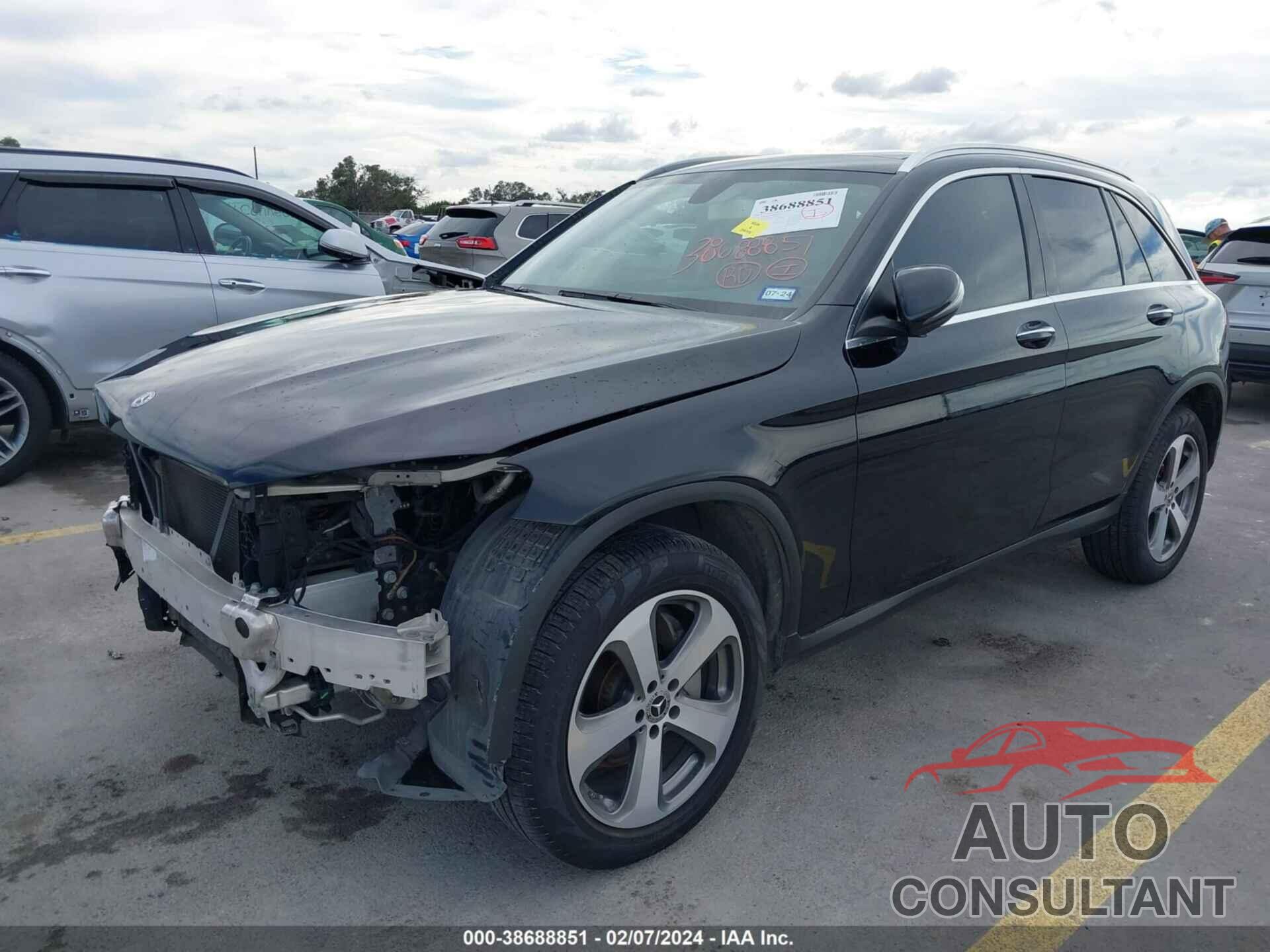 MERCEDES-BENZ GLC 300 2019 - WDC0G4JB2KV159573