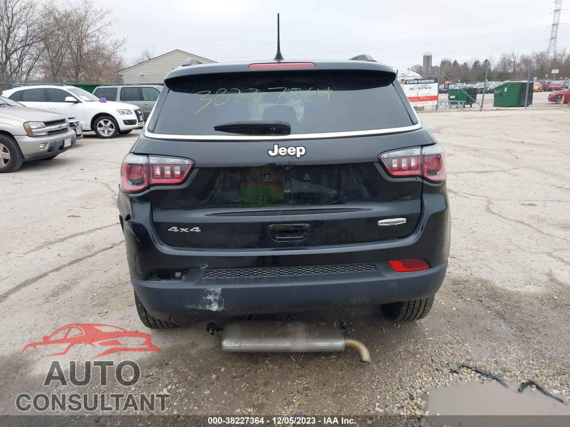 JEEP COMPASS 2018 - 3C4NJDBB7JT400067