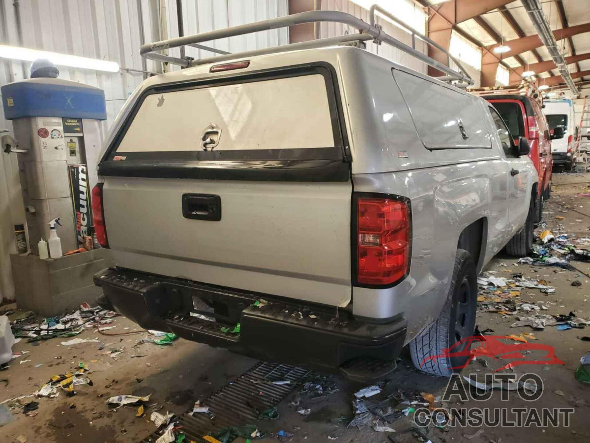 CHEVROLET SILVERADO 1500 2015 - 1GCNCPEH5FZ321041