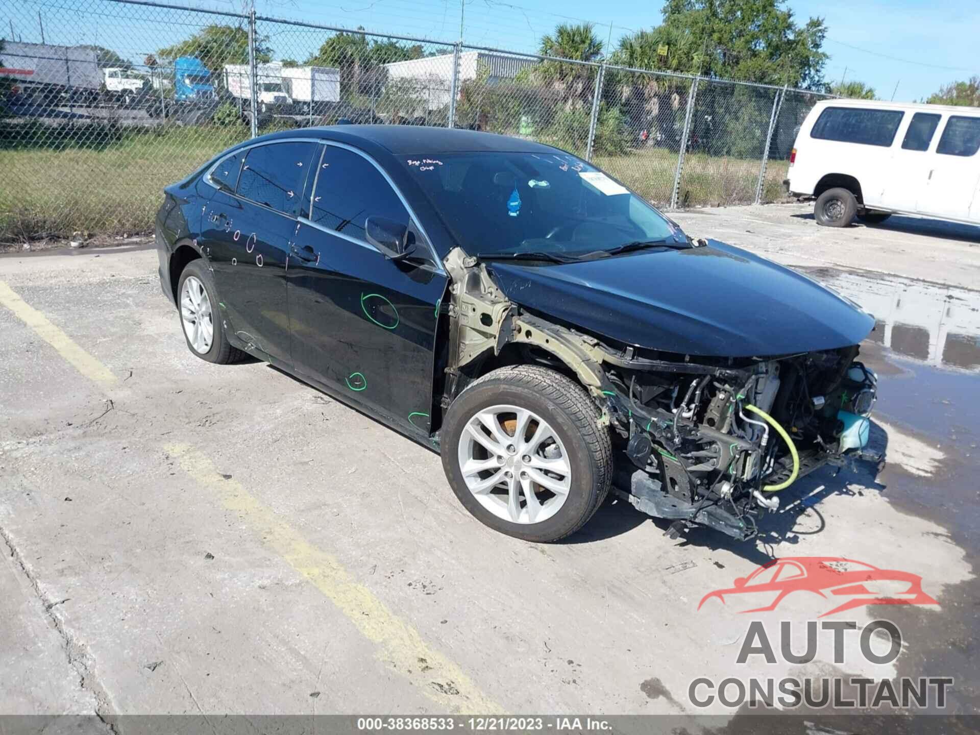 CHEVROLET MALIBU 2017 - 1G1ZE5ST8HF107392