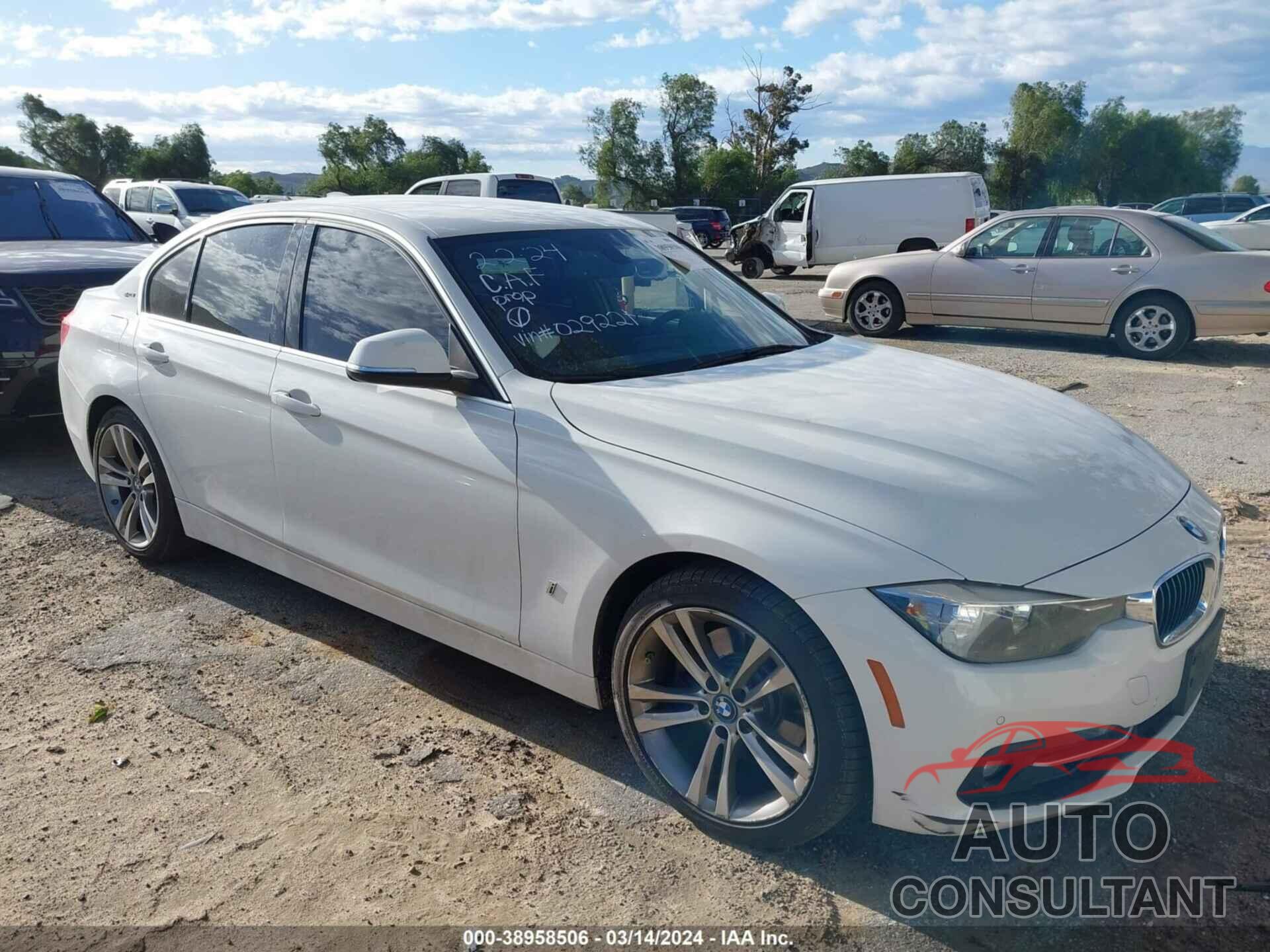 BMW 330E 2017 - WBA8E1C31HA029221