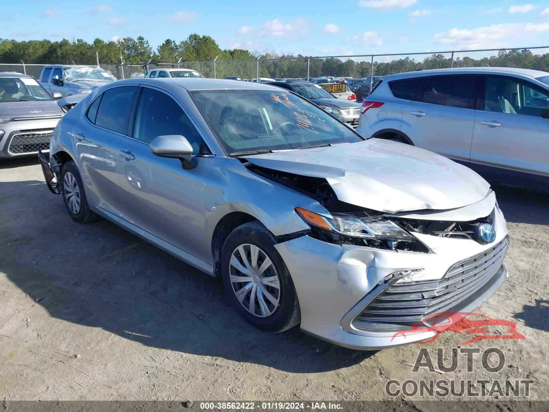 TOYOTA CAMRY 2022 - 4T1C31AK6NU038127