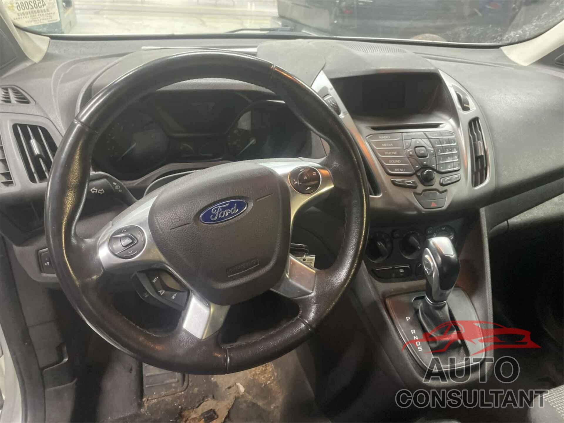 FORD TRANSIT CONNECT 2017 - NM0LS7E78H1317646