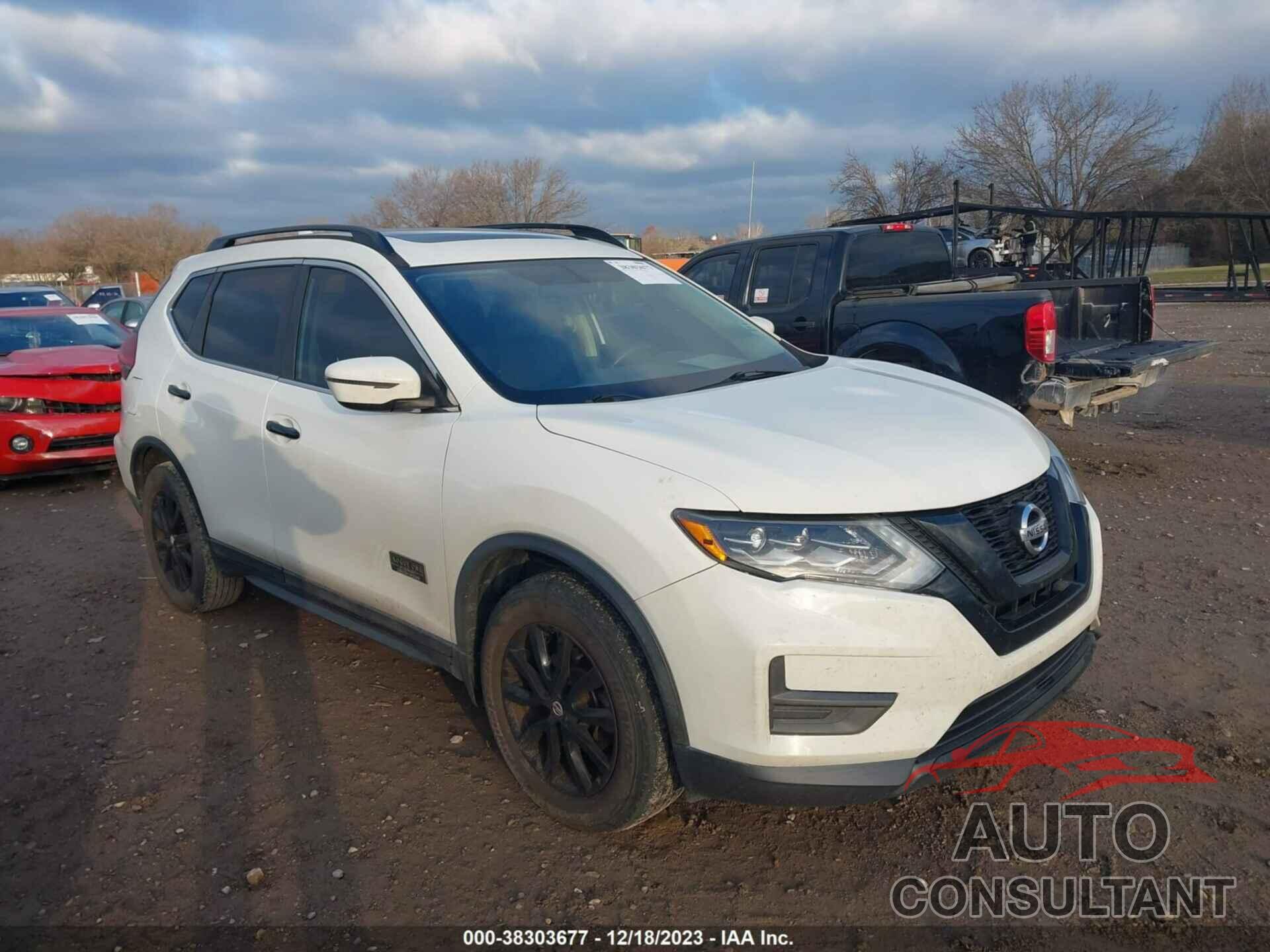 NISSAN ROGUE 2017 - 5N1AT2MT9HC761319