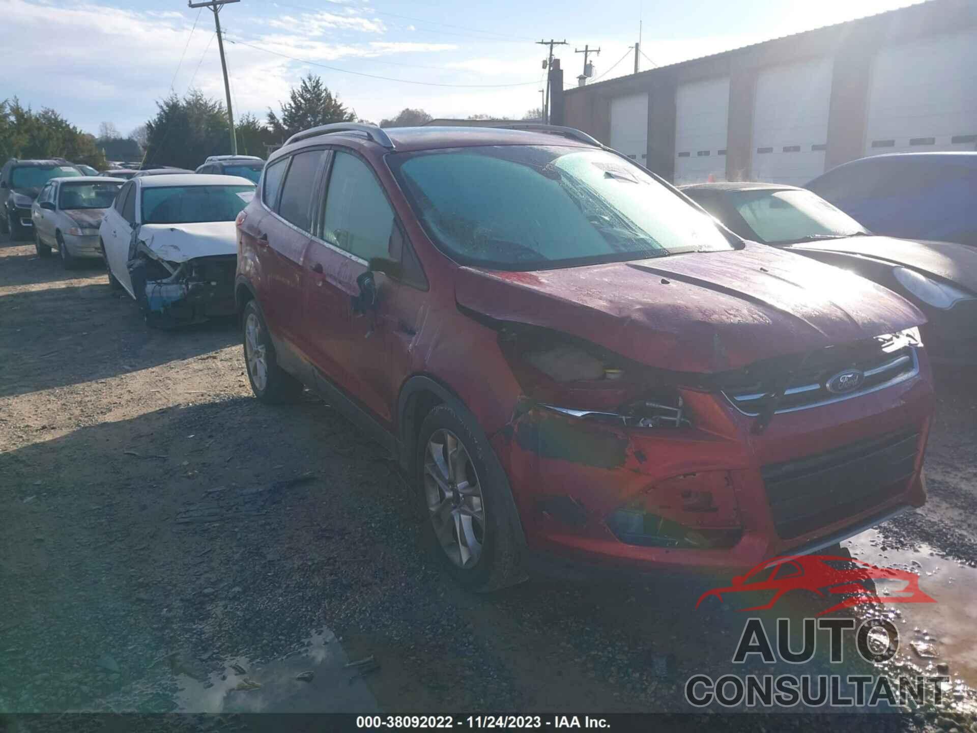 FORD ESCAPE 2016 - 1FMCU0J99GUC05099