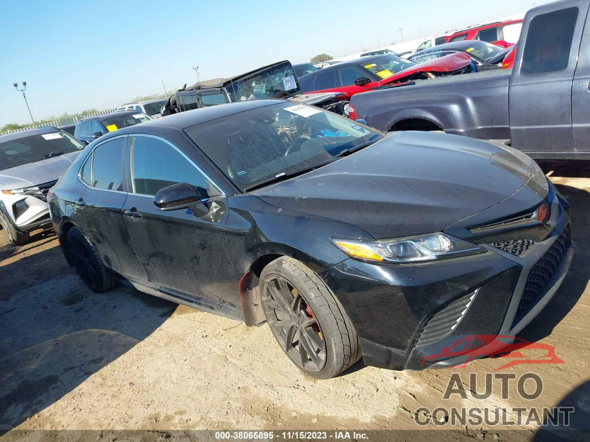 TOYOTA CAMRY 2019 - 4T1B11HK5KU814606