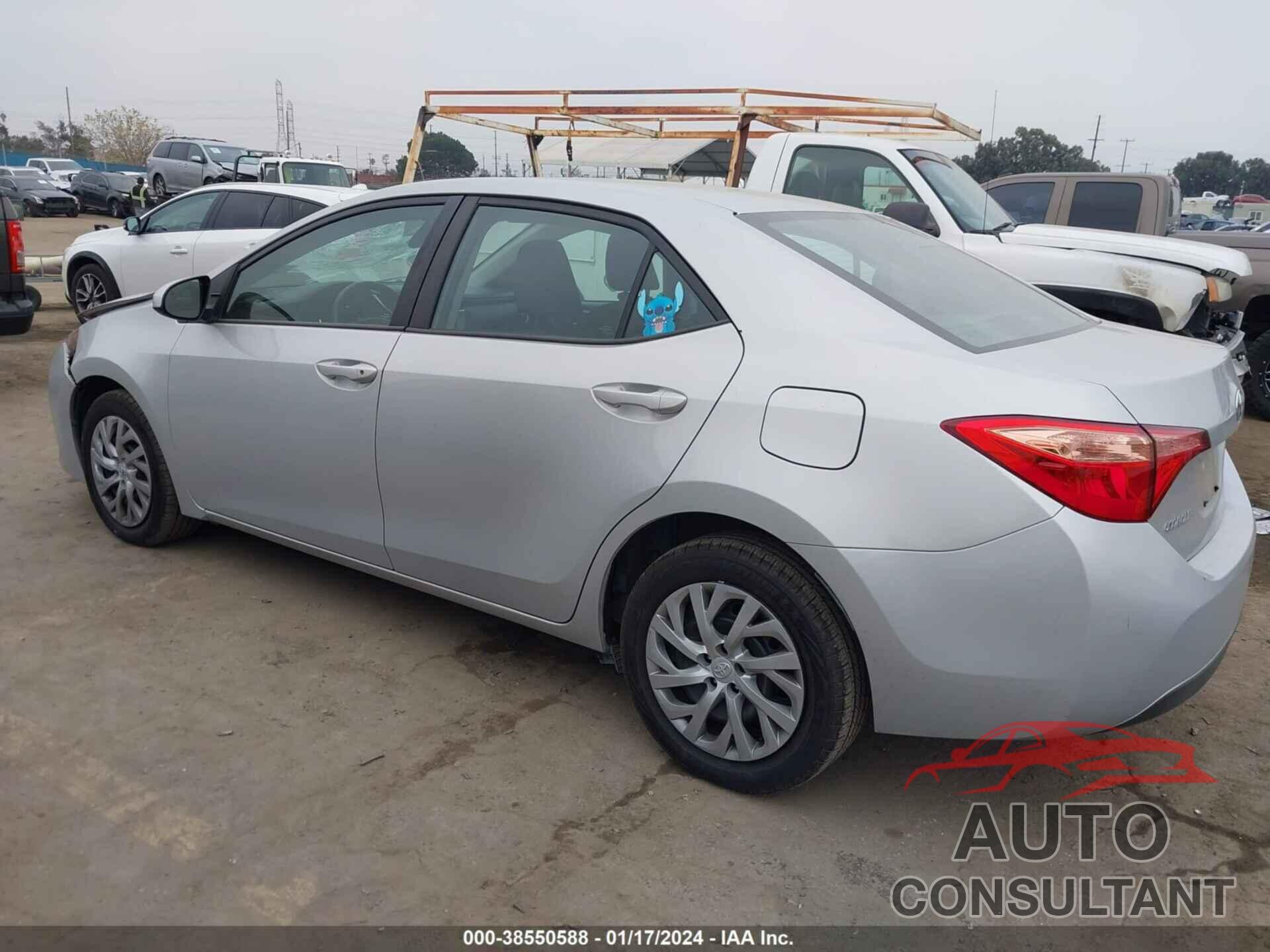 TOYOTA COROLLA 2018 - 2T1BURHE0JC988003