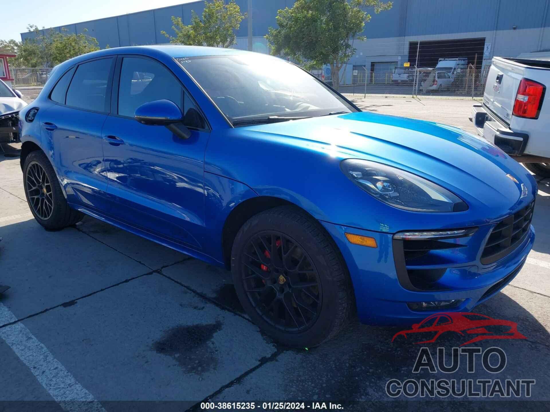 PORSCHE MACAN 2018 - WP1AG2A55JLB62212