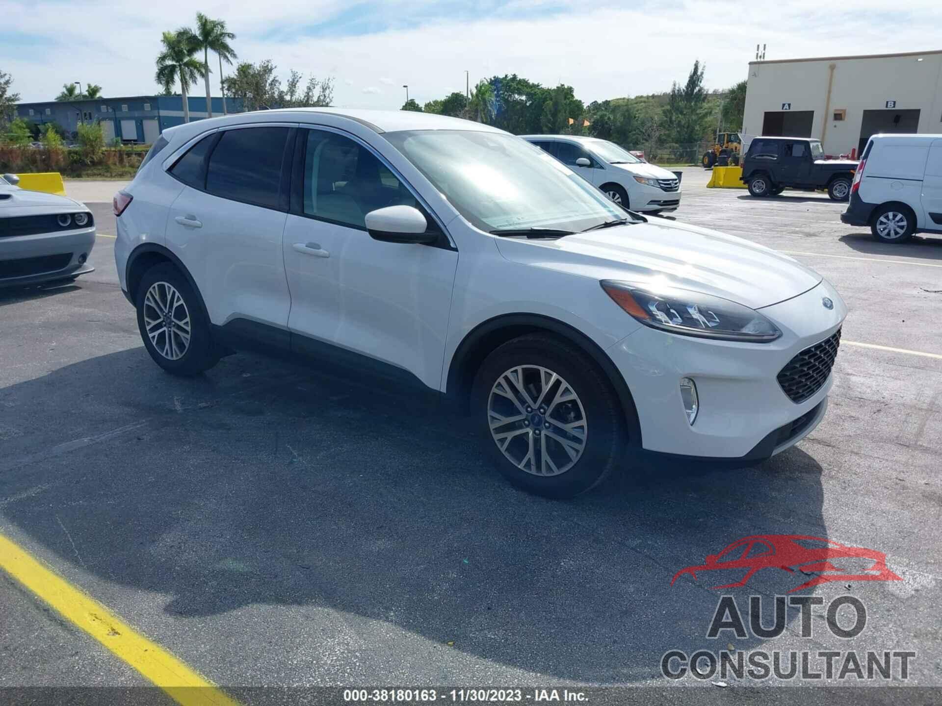 FORD ESCAPE 2022 - 1FMCU0H63NUA49120